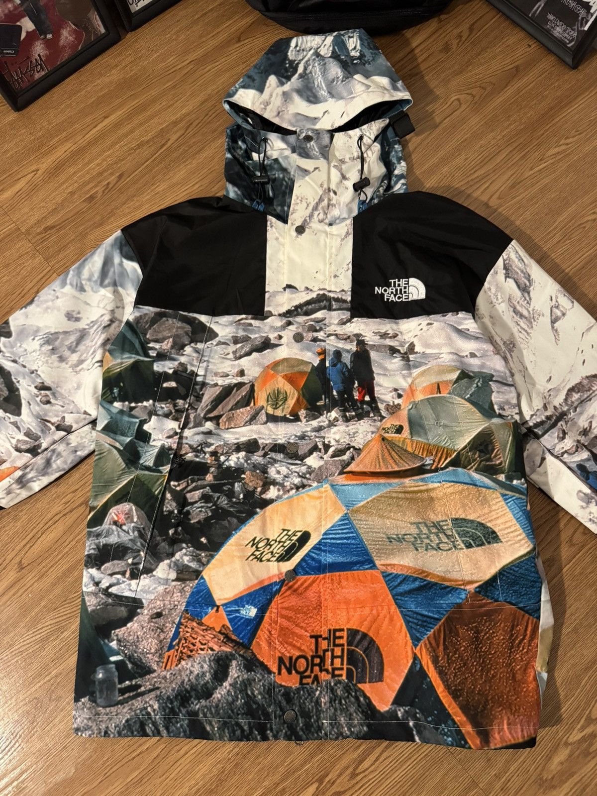 The North Face The North Face X Invincible The Expedition Series Mountain Size US XL / EU 56 / 4 - 6 Thumbnail