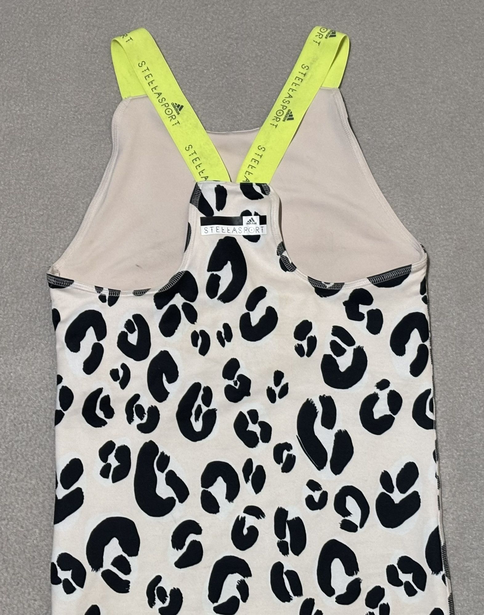 Adidas × Stella McCartney Top Adidas By Stella McCartney size. S Size S / US 4 / IT 40 - 8 Thumbnail