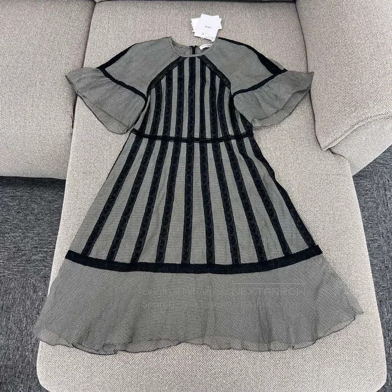 Dior Dior Mulberry silk dress Size XS / US 0-2 / IT 36-38 - 1 Thumbnail