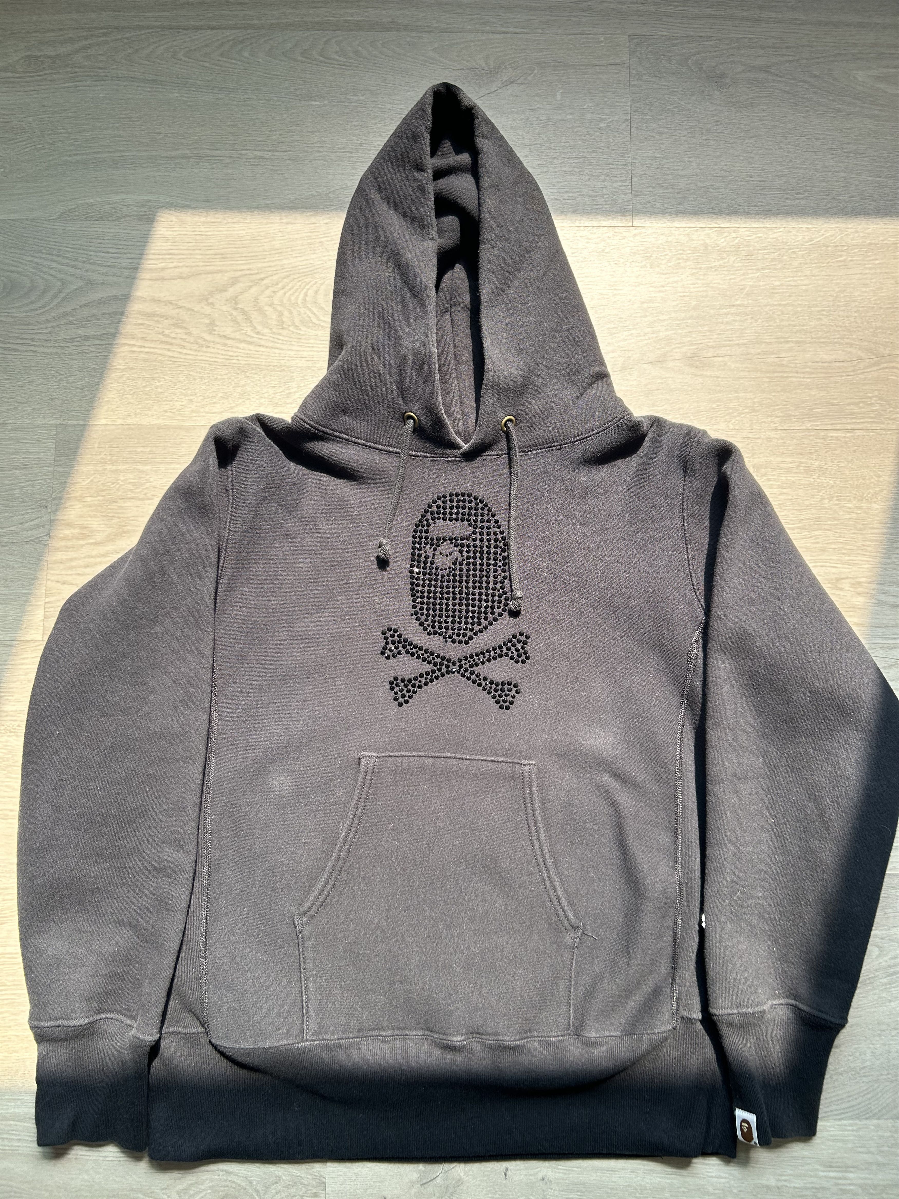 Bape Bape X Champion Swarovski Hoodie Skull Black [Size M] Size US M / EU 48-50 / 2 - 1 Thumbnail