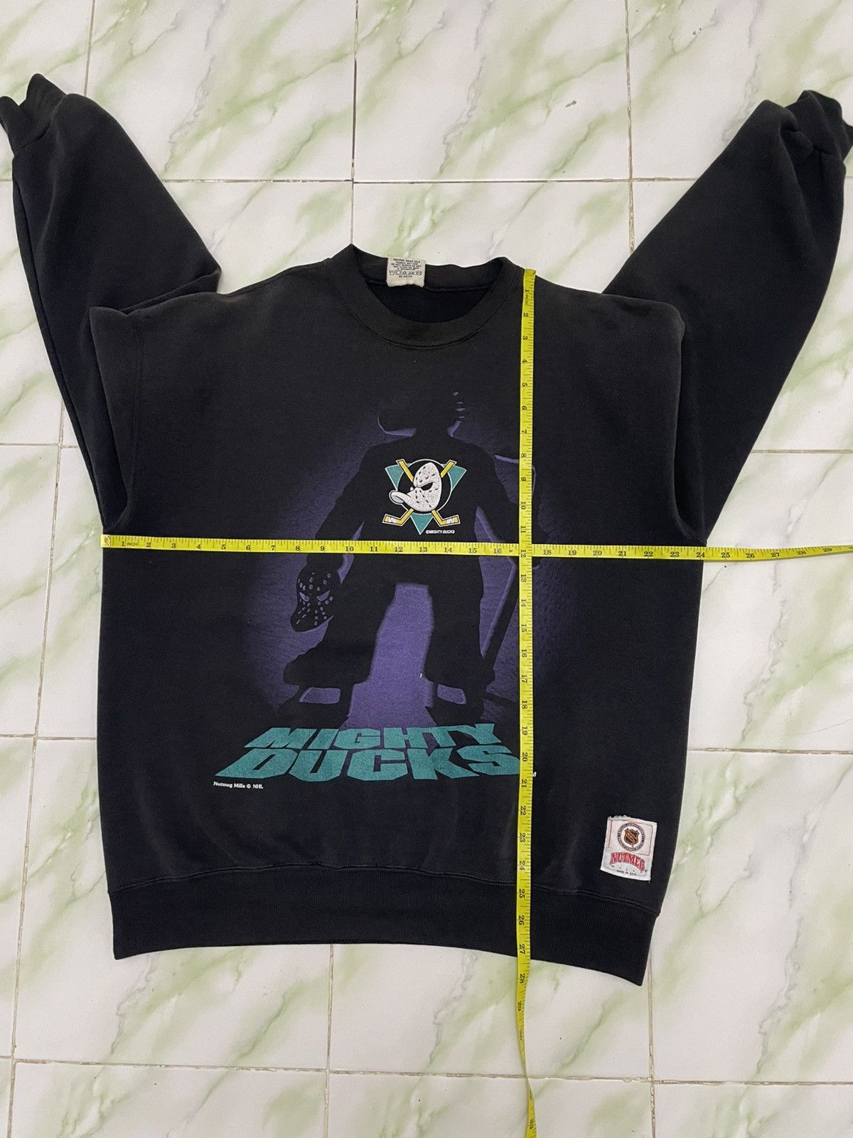 Nutmeg Nutmeg NHL Mighty Ducks Crewneck Sweatshirt Size US L / EU 52-54 / 3 - 12 Thumbnail