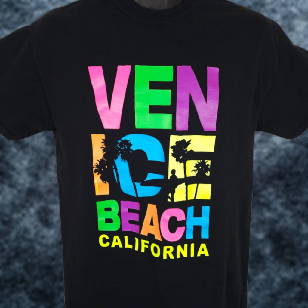 Gildan Venice Beach T Shirt Mens Size Medium Black California Surfing Travel Tee Size US M / EU 48-50 / 2 - 1 Thumbnail