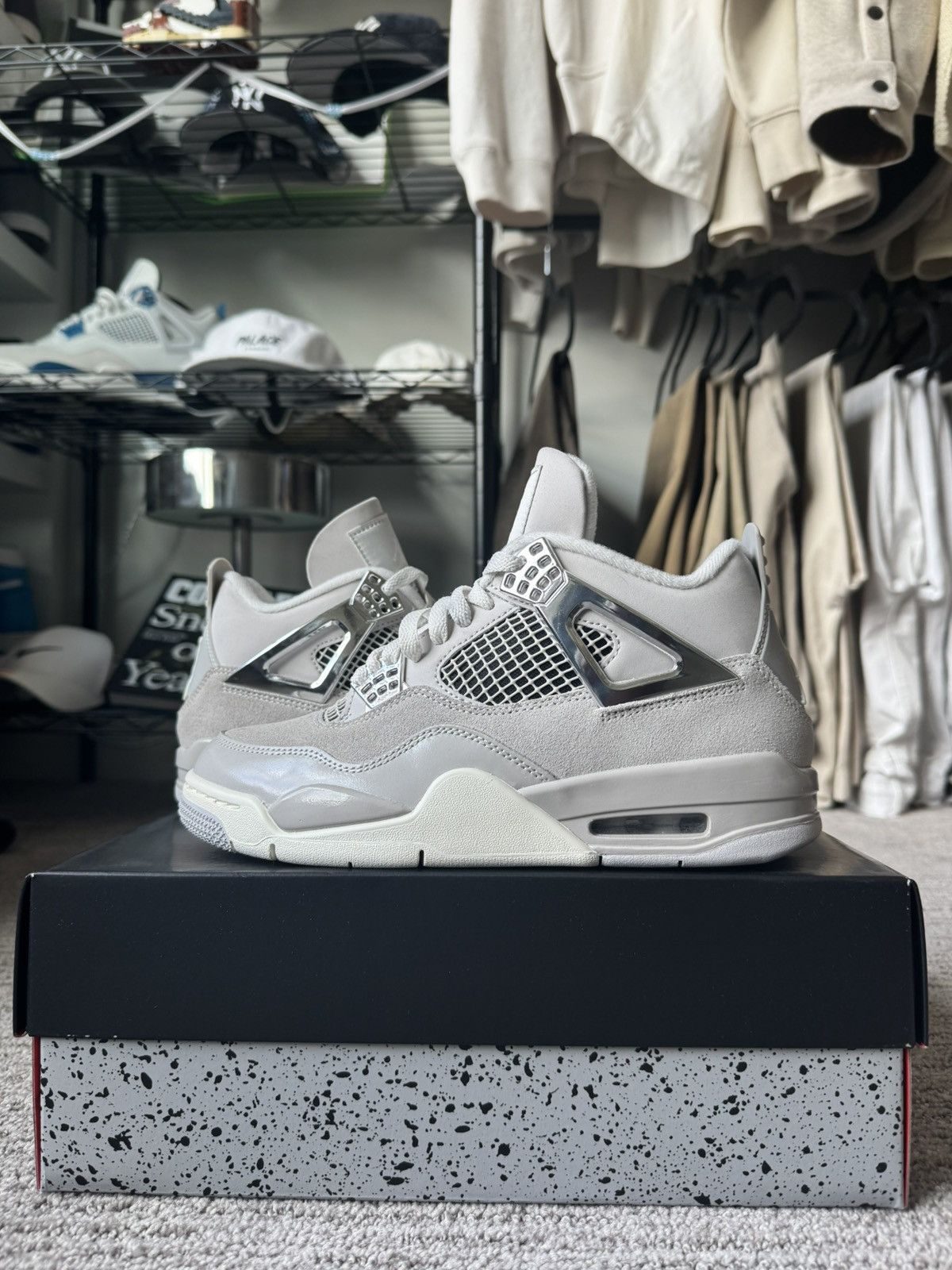 Jordan Brand Jordan Retro 4 Frozen Moments Size US 6.5 / EU 39-40 - 1 Thumbnail