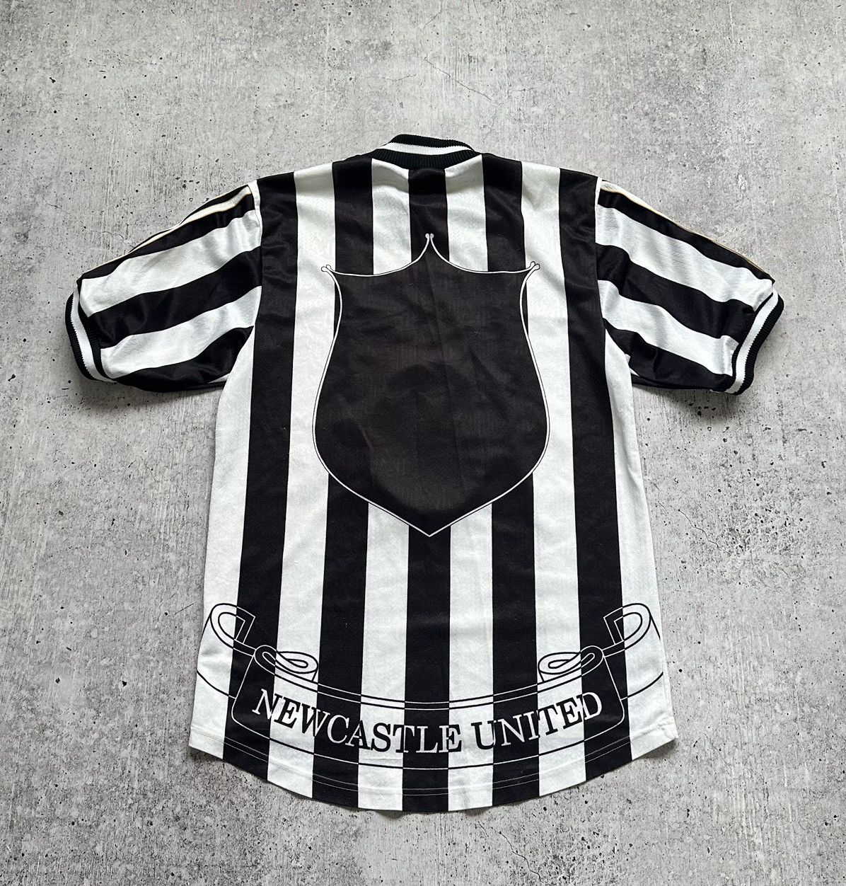 Adidas 1997/99 Adidas Newcastle United Vintage Rare Soccer Jersey Size US S / EU 44-46 / 1 - 16 Thumbnail