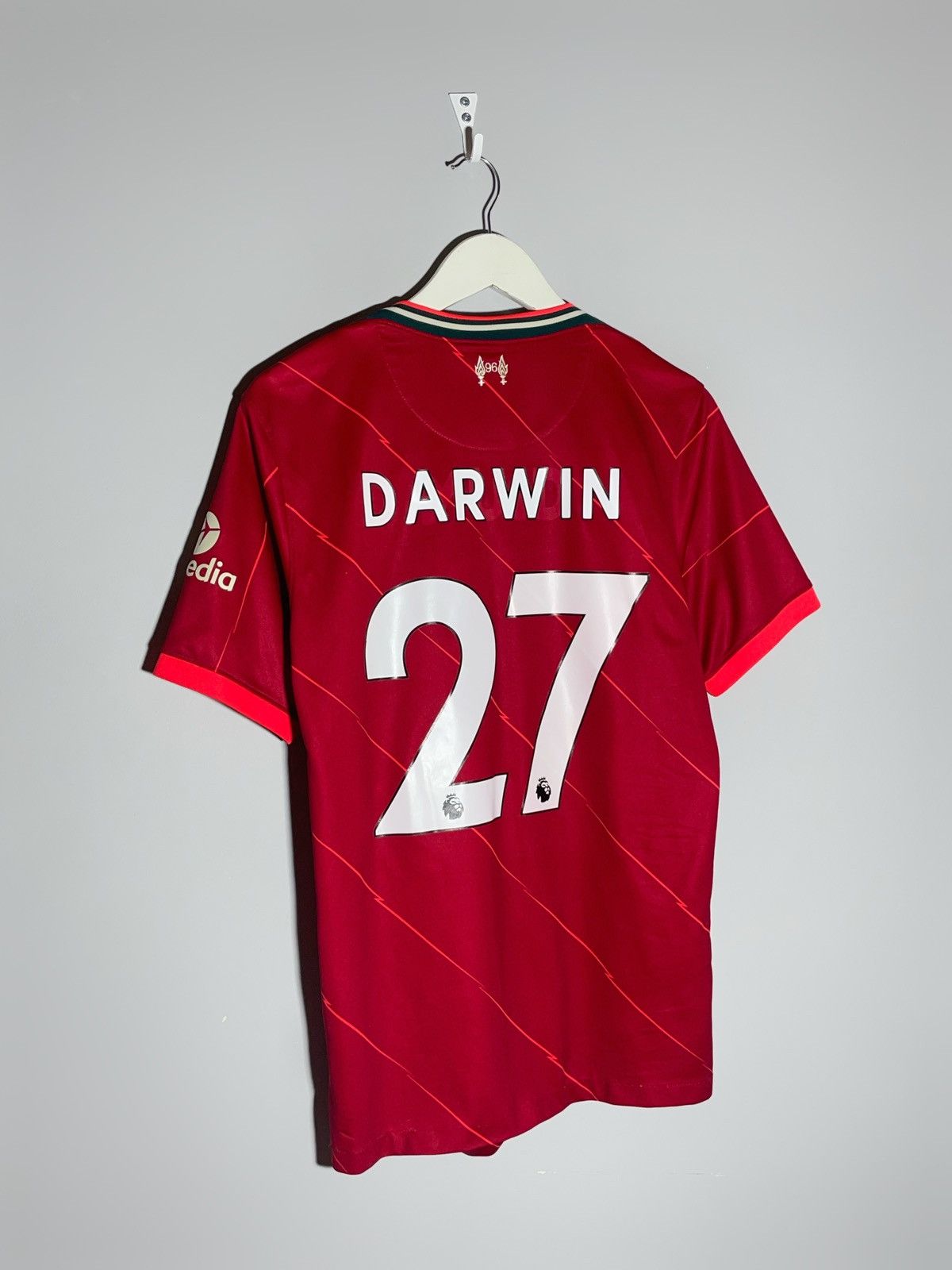 27 Darwin Nunez Liverpool Nike 2021/22 Home Football Shirt