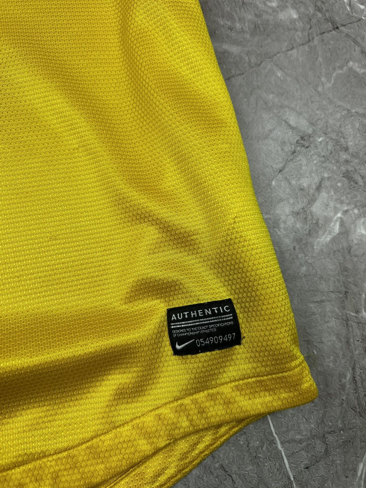 Nike Nike Brasil Soccer Jersey Tee T Shirt Size US S / EU 44-46 / 1 - 5 Thumbnail