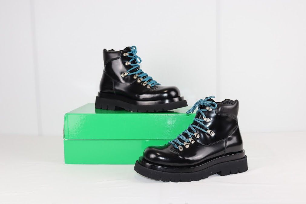 Bottega Veneta o1rshd1 Q:2 / Hiking Lug Gloss Vinyl Boots in Black Size US 9 / EU 42 - 12 Thumbnail