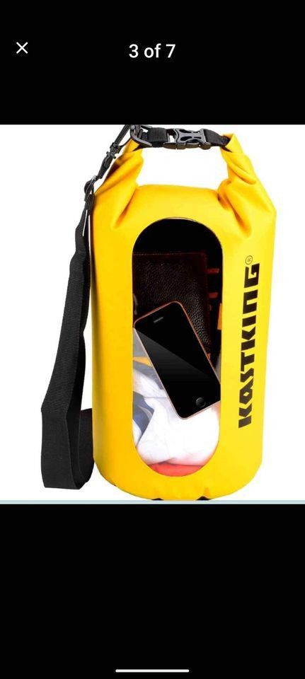 Designer Dry Bag 30L capacity! Waterproof, watersports, camping Size ONE SIZE - 4 Thumbnail