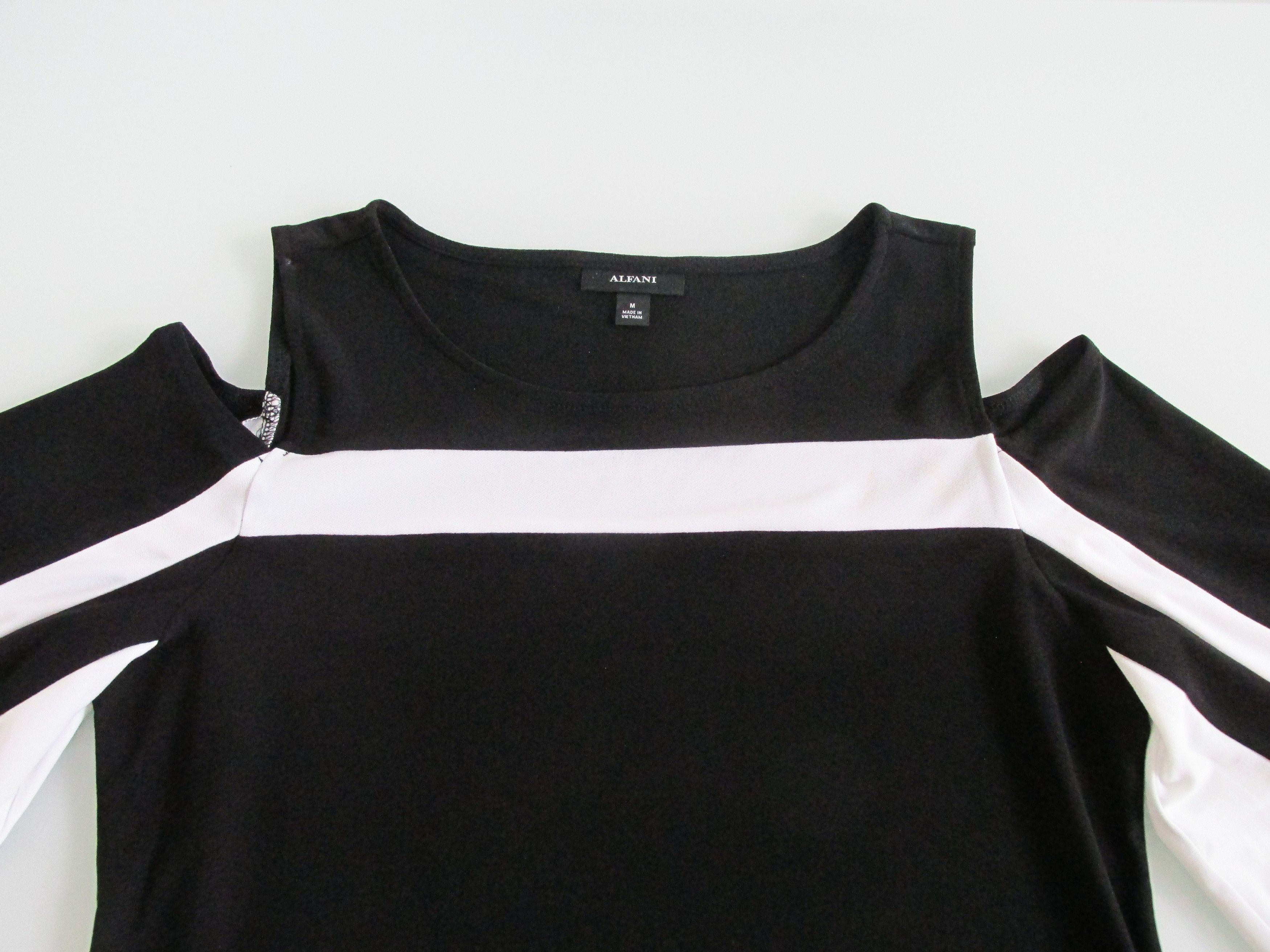 Alfani Alfani Women's Cold Shoulder Knit Blouse Size Medium Size M / US 6-8 / IT 42-44 - 3 Thumbnail