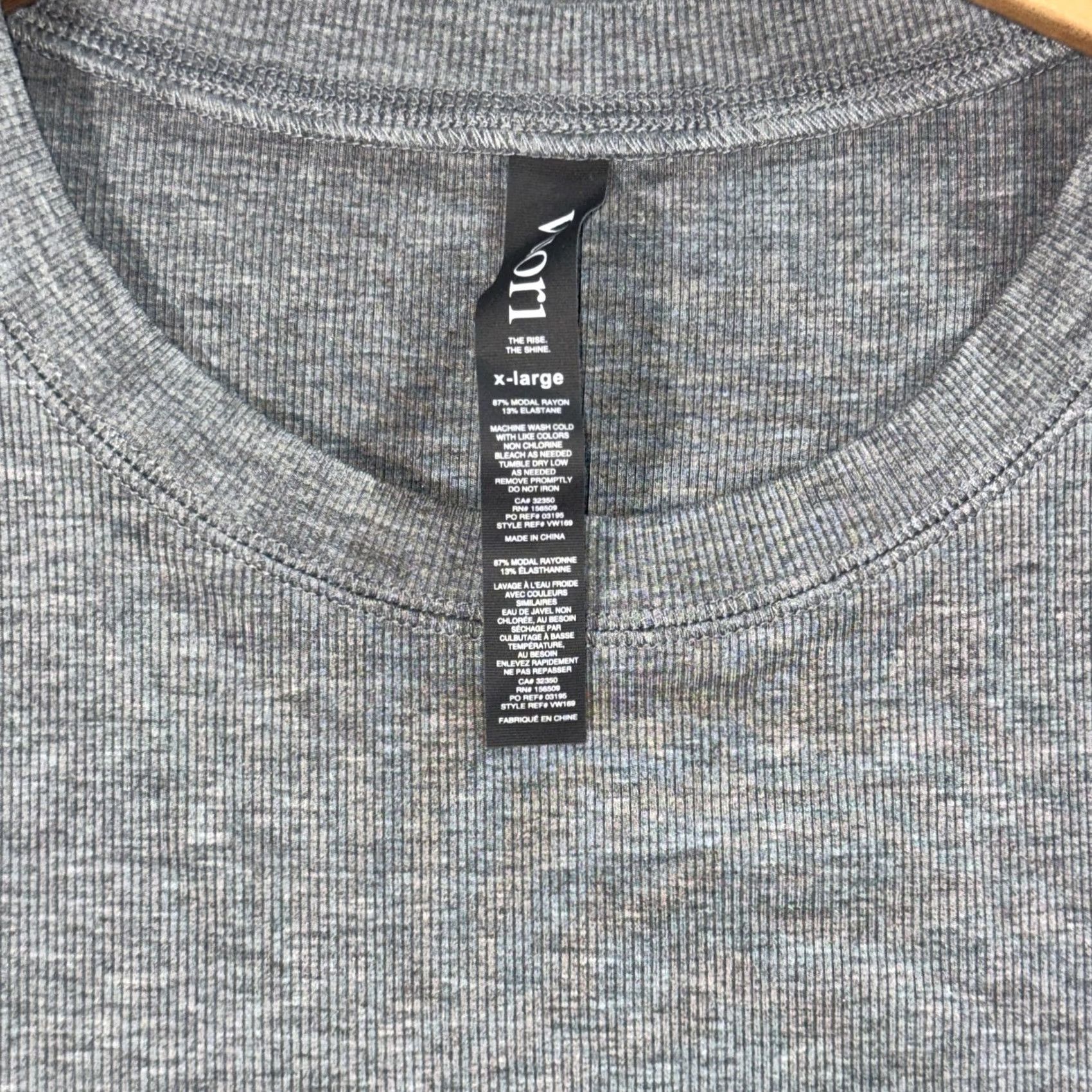 Vuori Vuori Shirt Womens XL Gray Cropped Short Sleeve Crewneck Athletic Tee Top Size XL / US 12-14 / IT 48-50 - 3 Thumbnail