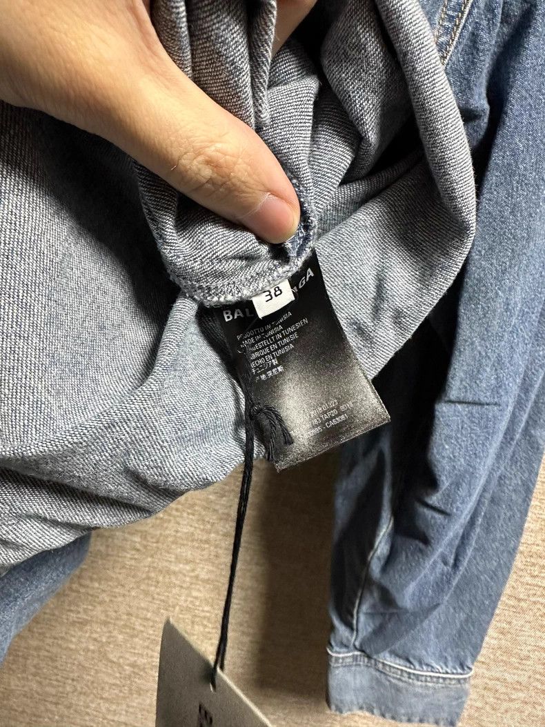 Balenciaga Balenciaga Electronic Music Embroidered Logo Denim Shirt Size XS / US 0-2 / IT 36-38 - 4 Thumbnail