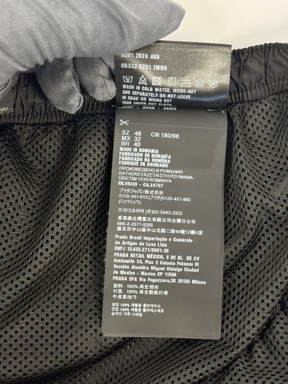 Prada NYLON SWIM SHORTS Size US 32 / EU 48 - 7 Thumbnail
