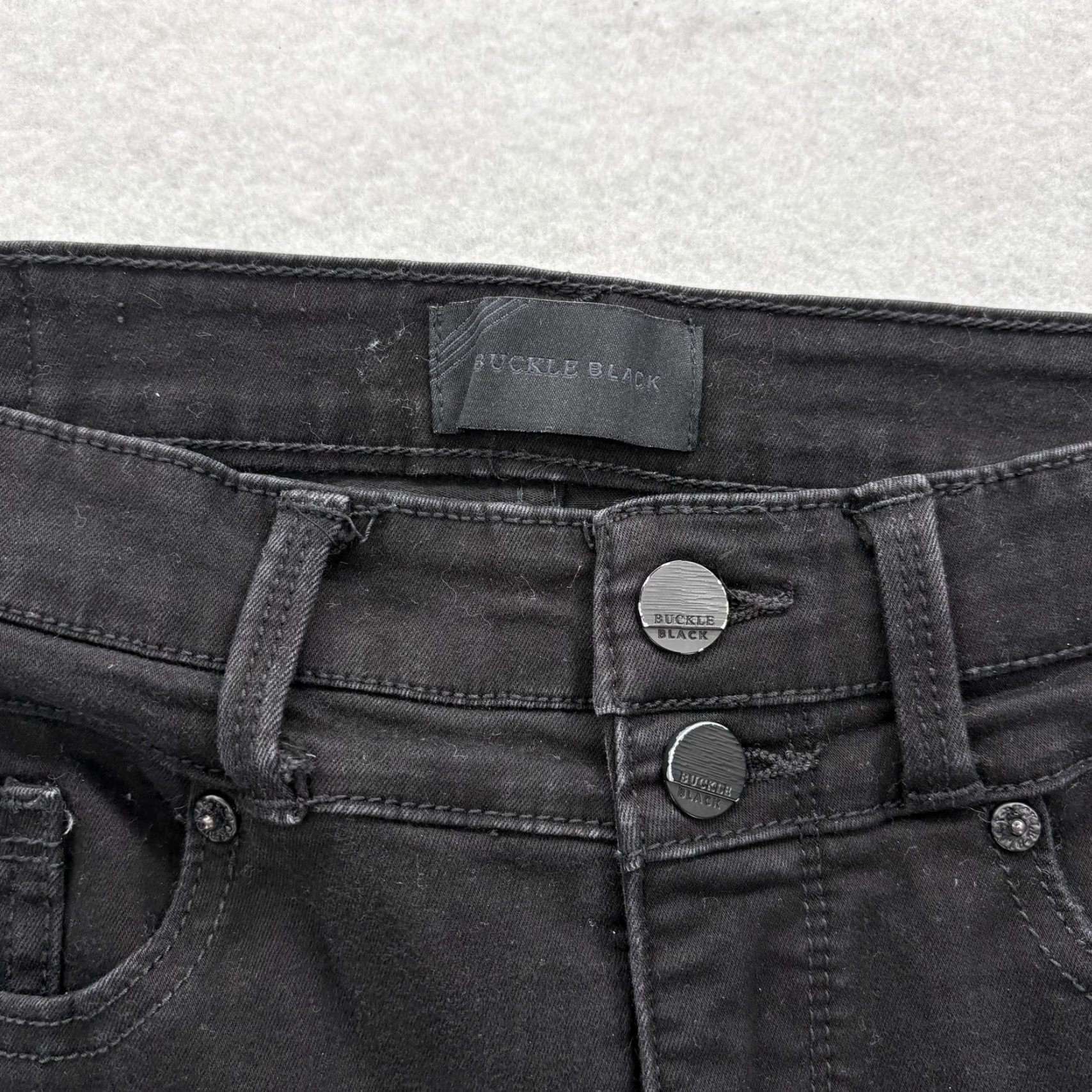 Buckle Black Buckle Black Jeans Bootcut Womens 26 Regular Black Dark Wash Stretch Shaping Slim 5-Pocket Denim Inseam 28 Zip Mens? (Note: gender should be Women) Size 26" / US 2 / IT 38 - 3 Thumbnail