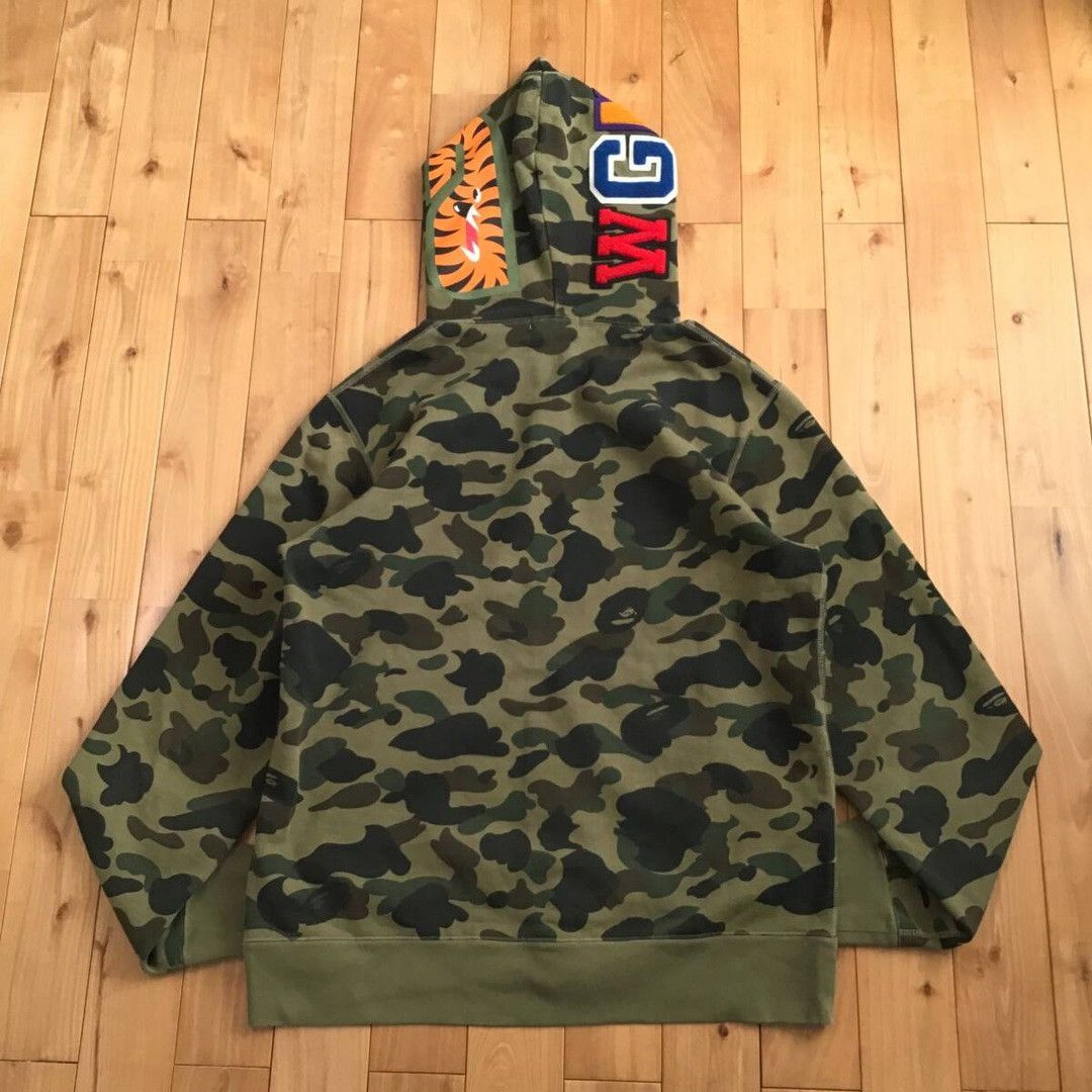 Bape BAPE 1st Camo Green Shark Full Zip Hoodie a bathing ape WGM Size US XXL / EU 58 / 5 - 3 Thumbnail
