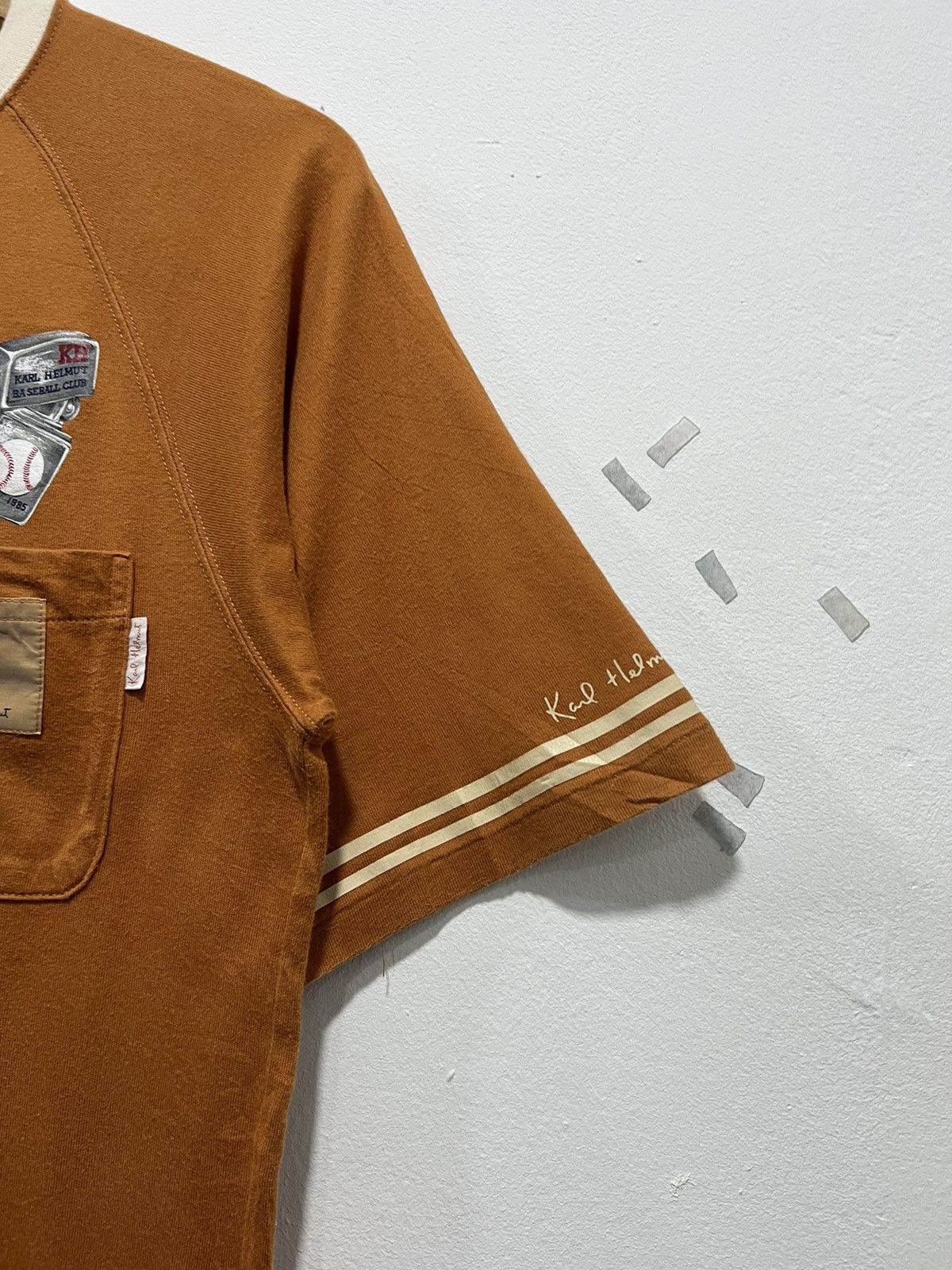 Karl Helmut × Vintage Vintage Karl Helmut Patchwork Pocket Tshirt Size US S / EU 44-46 / 1 - 3 Thumbnail