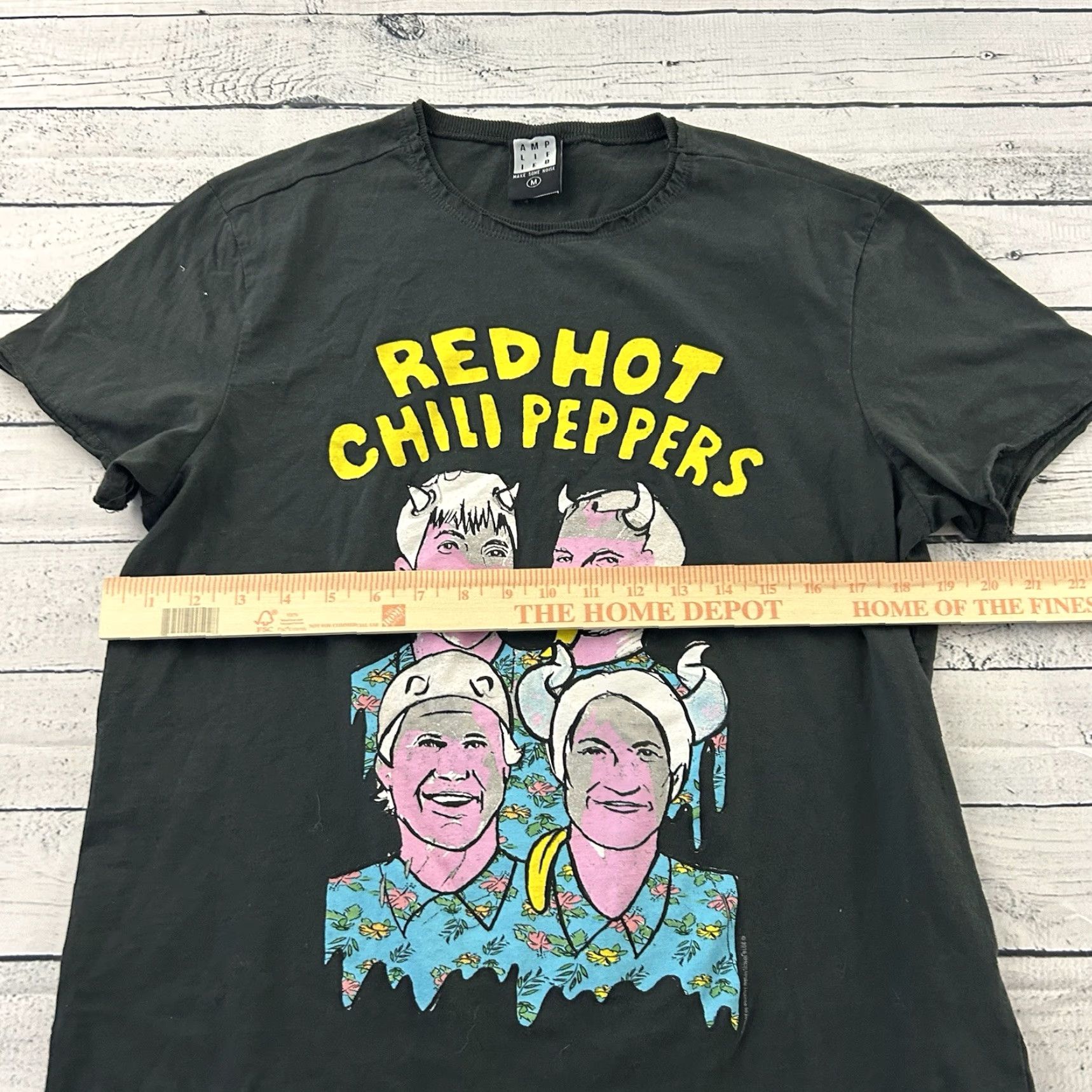 Vintage Amplified Red Hot Chili Peppers Short Sleeve T-Shirt Men's M Black Shirt Mens XS? Size US M / EU 48-50 / 2 - 4 Thumbnail