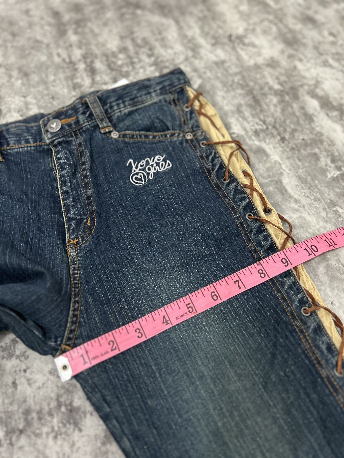 If Six Was Nine × Le Grande Bleu (L.G.B.) × Tornado Mart Xoxo Love Girls Side Straps Flare Cropped Jeans Size 27" / US 4 / IT 40 - 16 Thumbnail