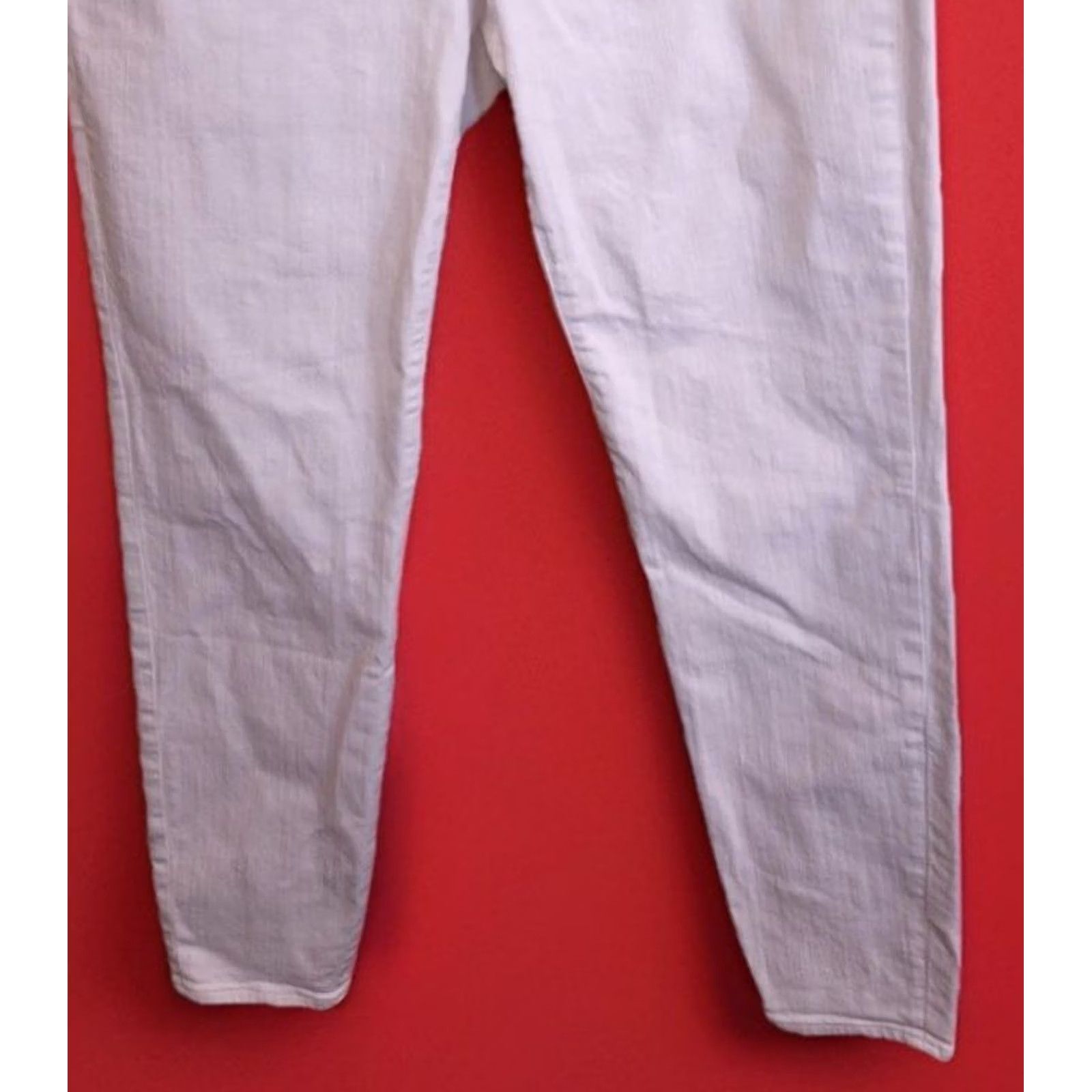 J.Crew J.Crew Slim Denim Jeans White 9” Mid Rise 31 Regular Inseam 27.25 Stretch Button Zip Womens Size 31 Jeans Cropped Size 24" / US 00 / IT 34 - 3 Thumbnail