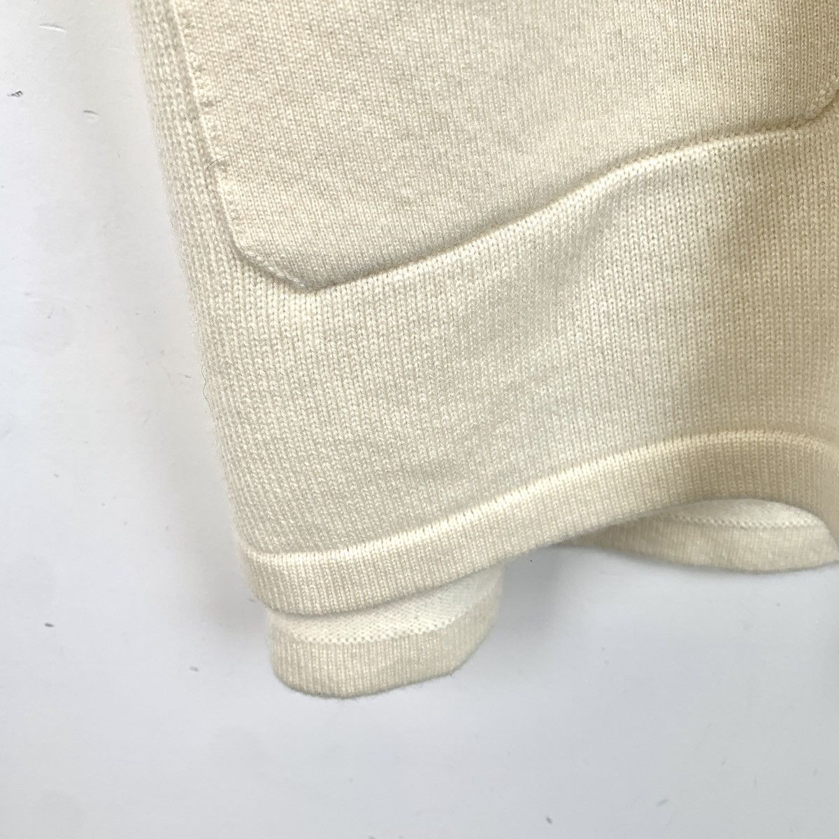 Chanel Chanel Beige Cashmere Short Sleeve Knit Dress K26WX Size S / US 4 / IT 40 - 5 Thumbnail