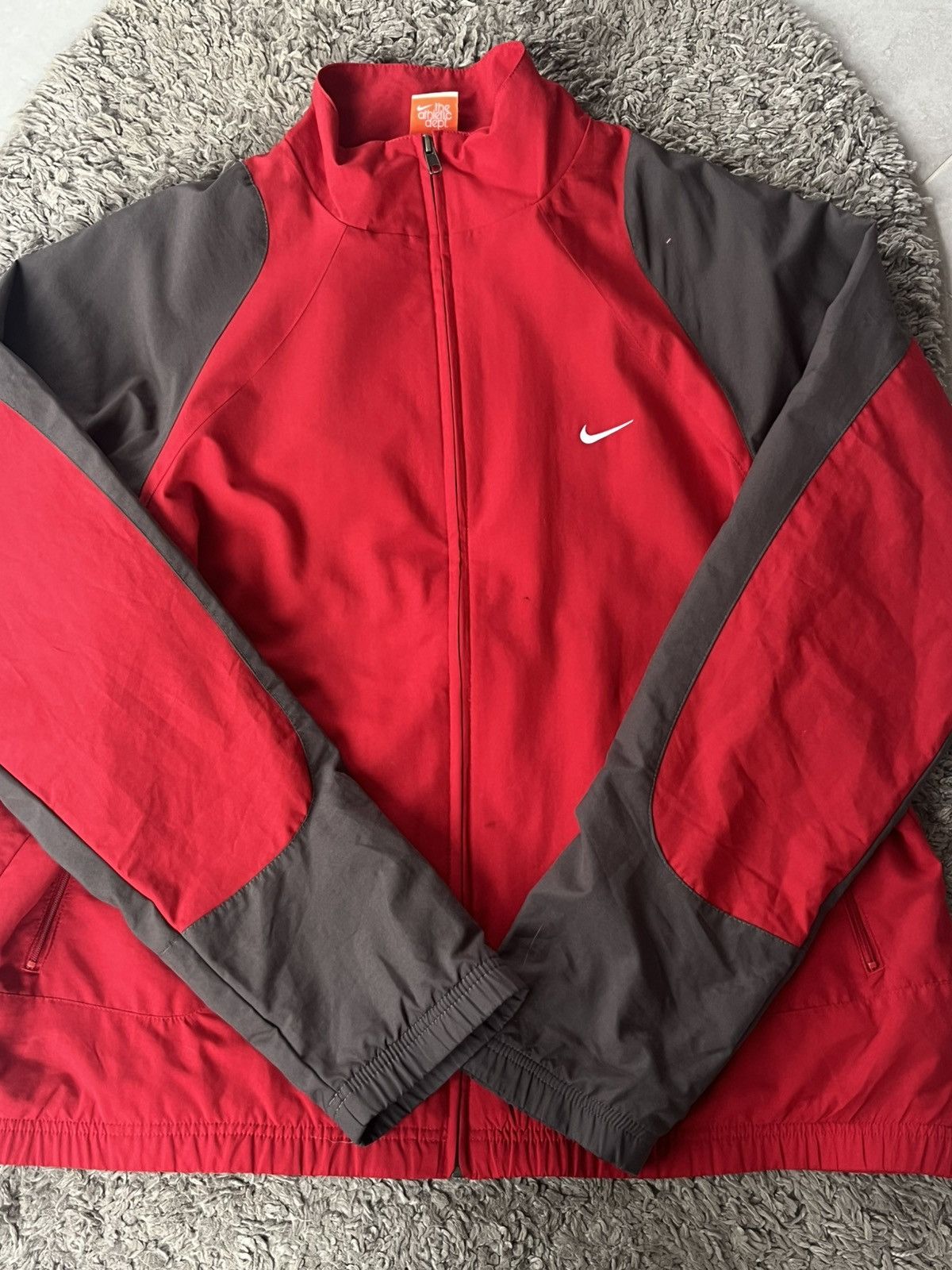 Nike Vintage Nike Light Jacket Streetwear Size US L / EU 52-54 / 3 - 5 Thumbnail