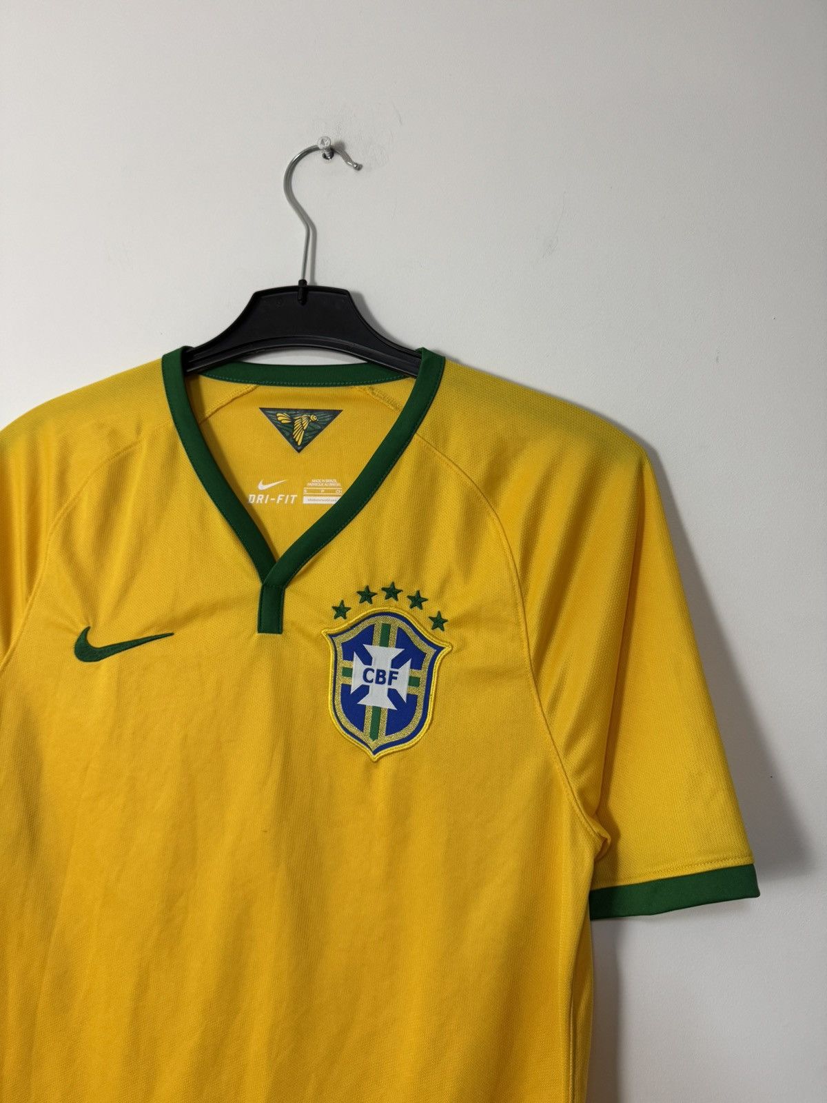 Nike Nike Brazil National Team 2014 Football Soccer Jersey Yellow Size US S / EU 44-46 / 1 - 4 Thumbnail