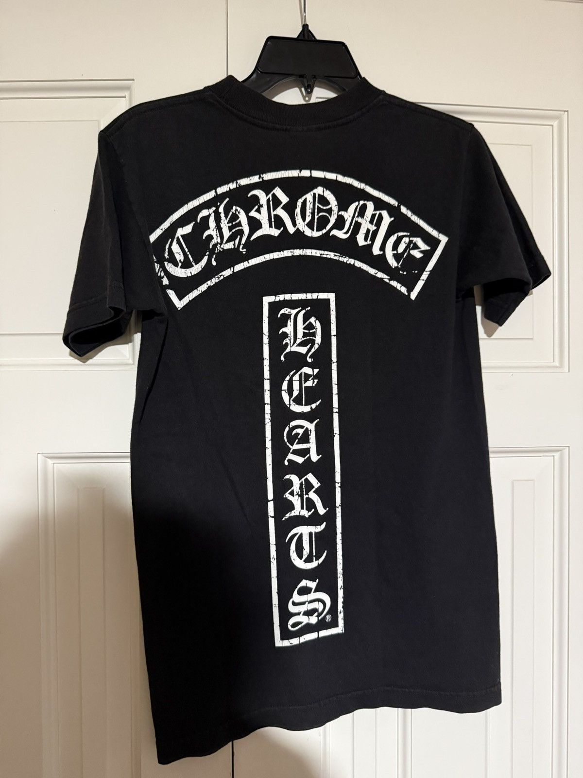Chrome Hearts Chrome Hearts Black Cracked Logo T-shirt Size US S / EU 44-46 / 1 - 4 Thumbnail