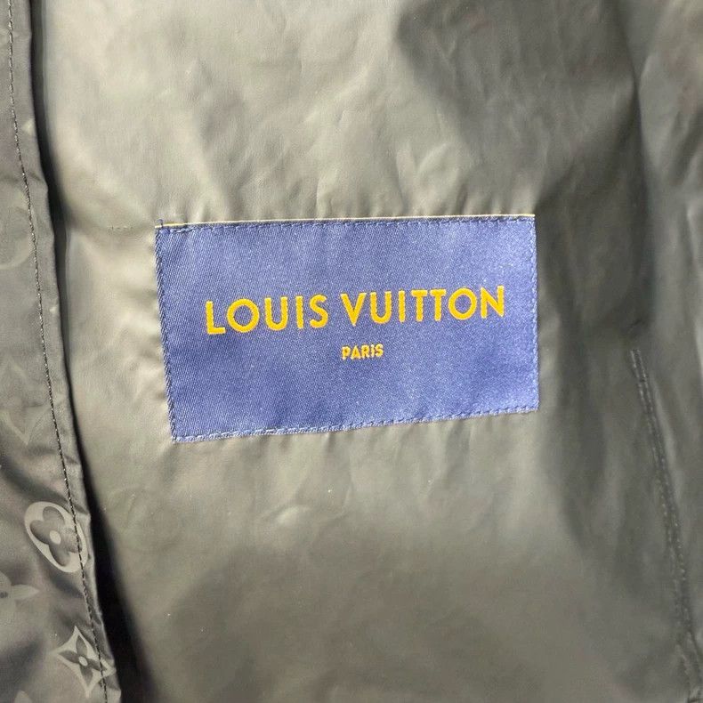 Louis Vuitton Louis Vuitton 23 New Dark Embossed Full Logo Jacket Size US L / EU 52-54 / 3 - 3 Thumbnail