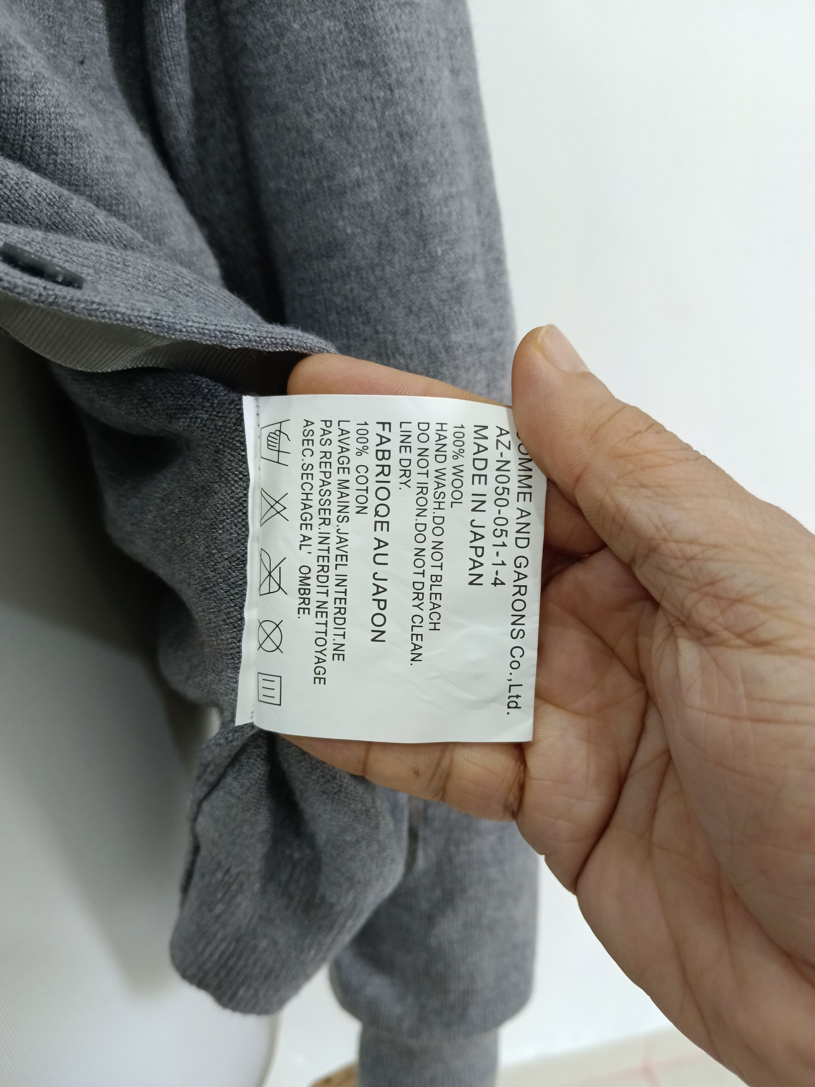 Comme des Garcons CDG PLAY CARDIGAN Size M / US 6-8 / IT 42-44 - 5 Thumbnail