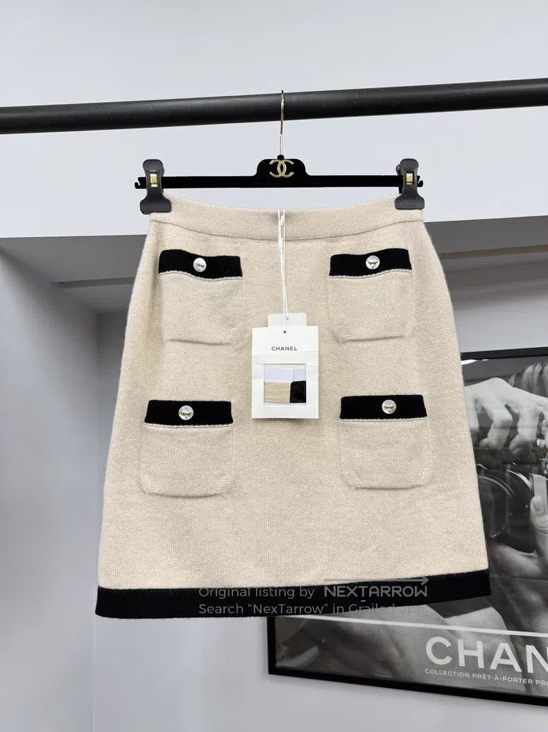 Chanel Chanel 25K cashmere knitted skirt Size 24" / US 00 / IT 34 - 1 Thumbnail