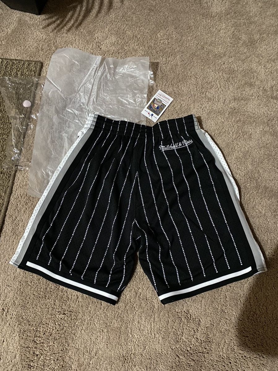 Joe Fresh Joe Freshgoods x White Sox Mitchell and Ness Shorts Medium |  Grailed