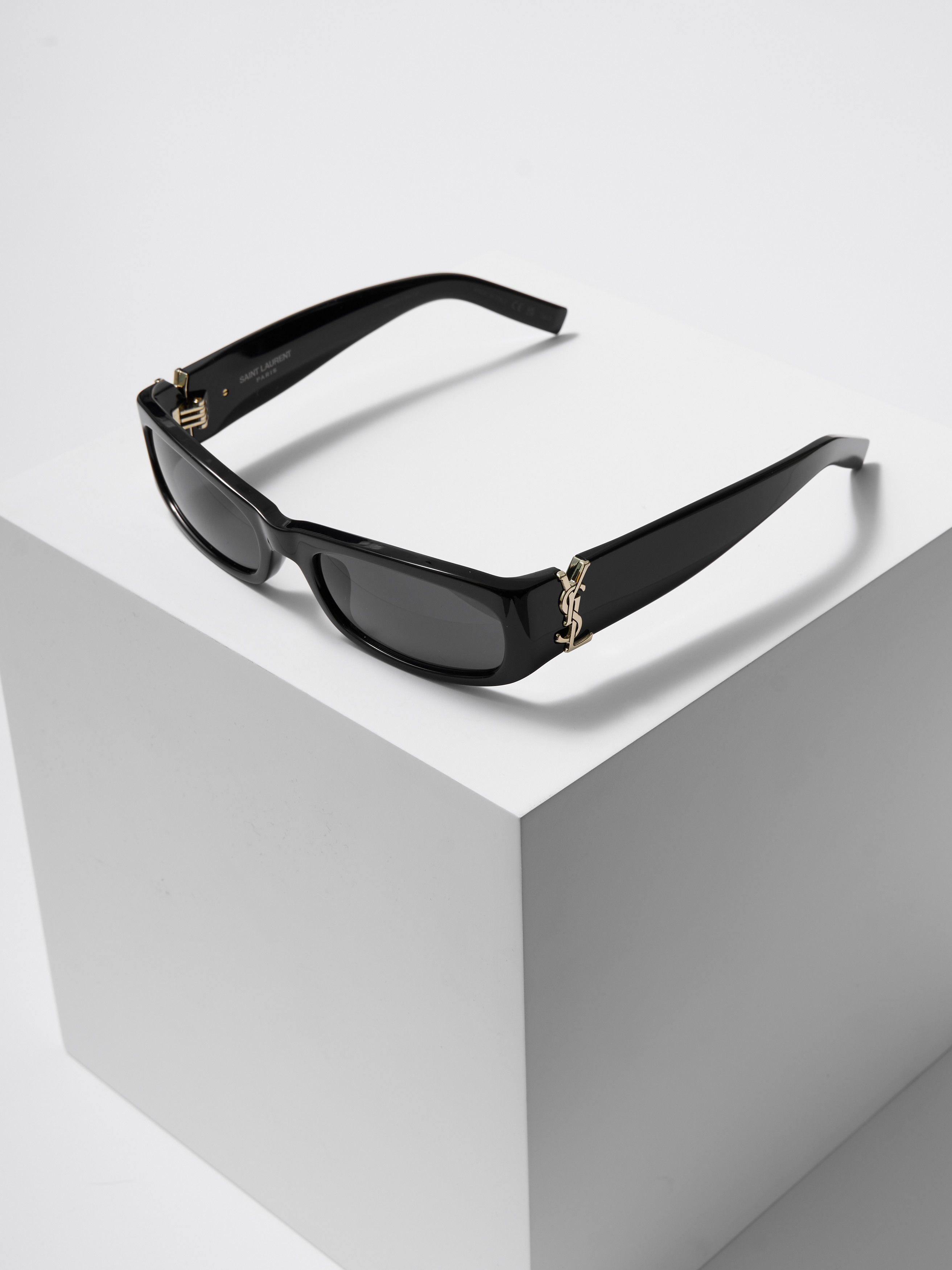 Saint Laurent Paris SAINT LAURENT SL M152 001 SUNGLASSES Size ONE SIZE - 1 Thumbnail