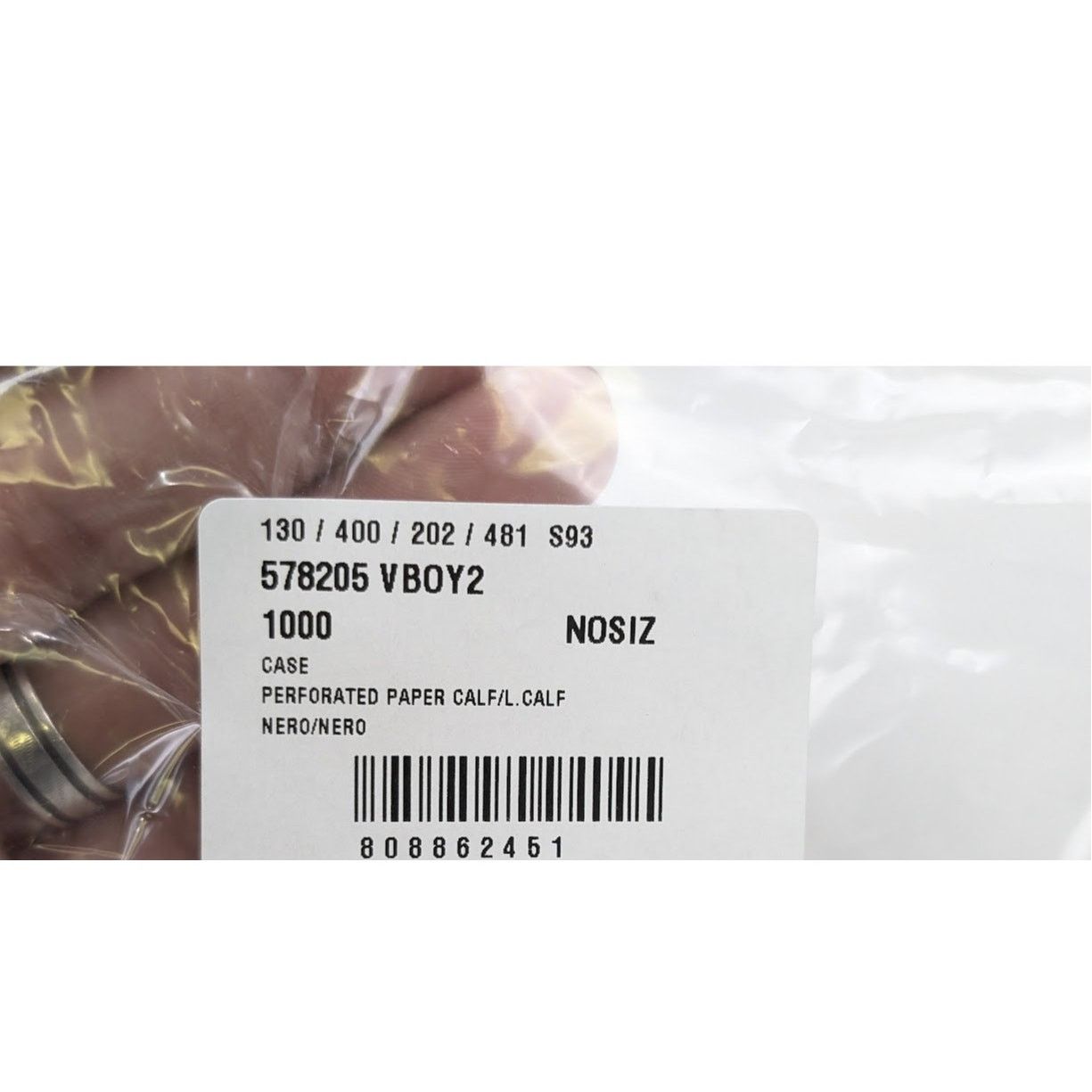 o1rshd1 Q:2 / Size: OS / Paper Calf Perforated Case in Nero