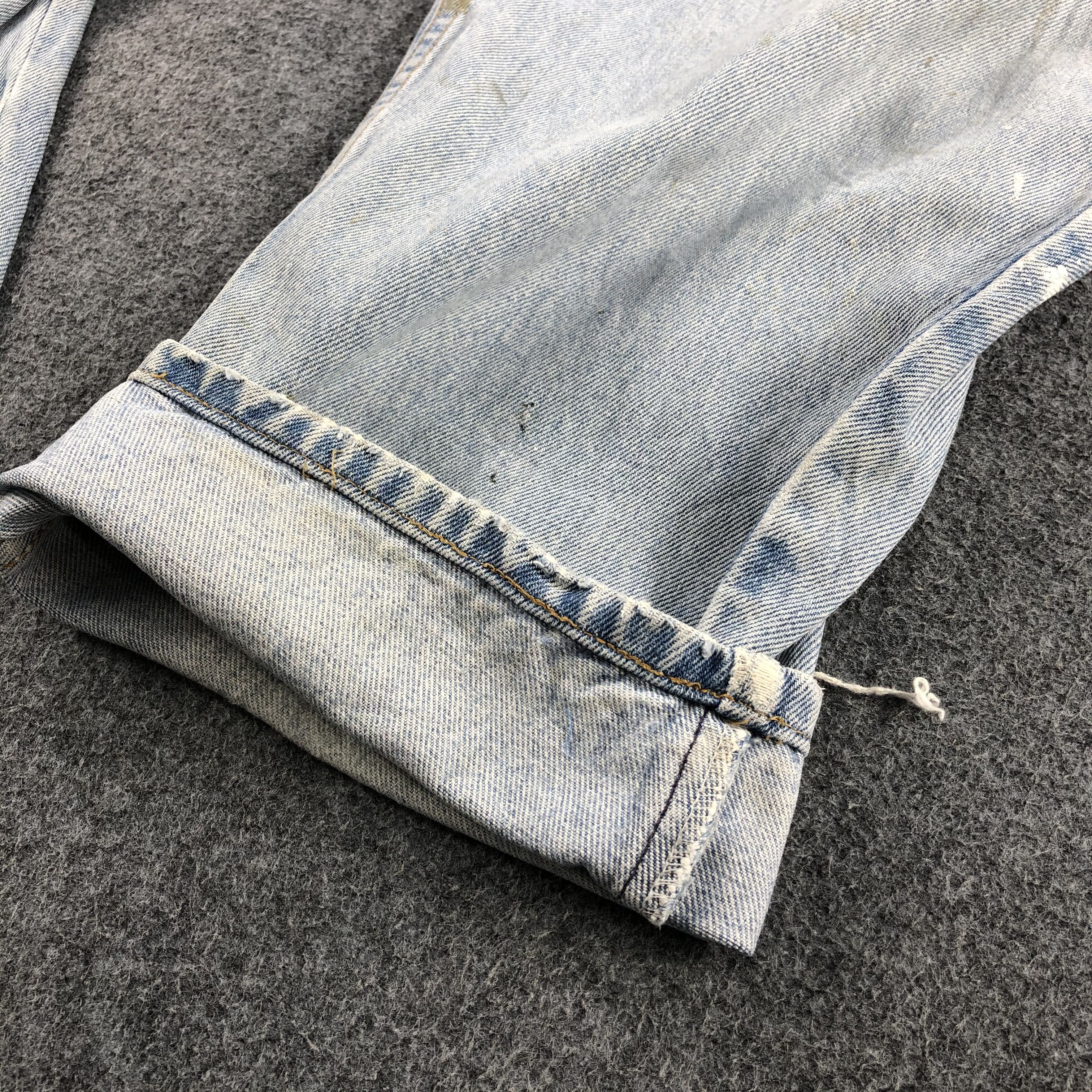 Levi's × Vintage Vintage Distress Levis Baggy Jeans Lot 560-JM816 Size US 43 - 7 Thumbnail