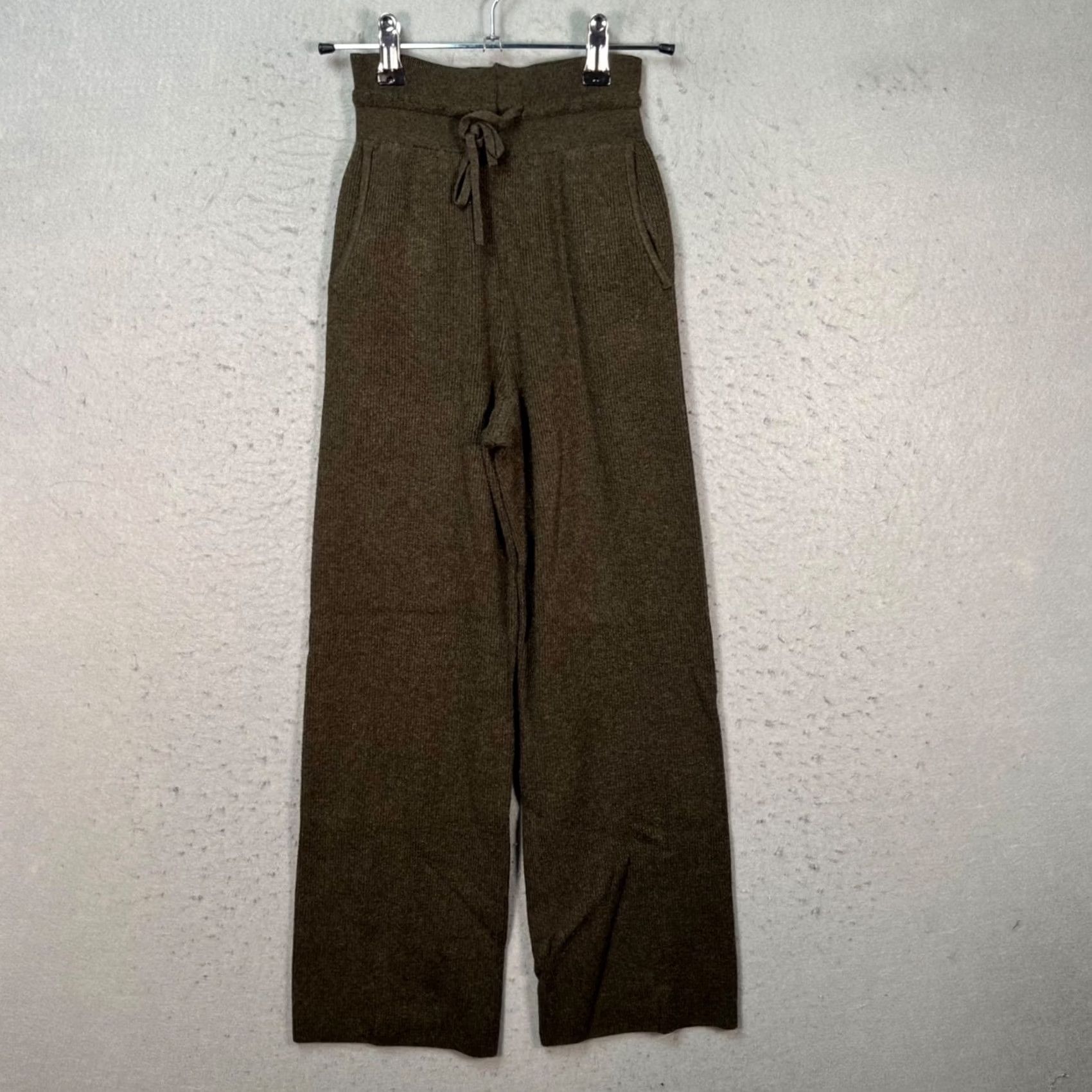 Uniqlo Uniqlo Womens XS High-Waisted Brown Knit Wide-Leg Pants Drawstring, Ankle, Pockets, Regular, All Season, Stretch Backward? Size 26" / US 2 / IT 38 - 2 Thumbnail