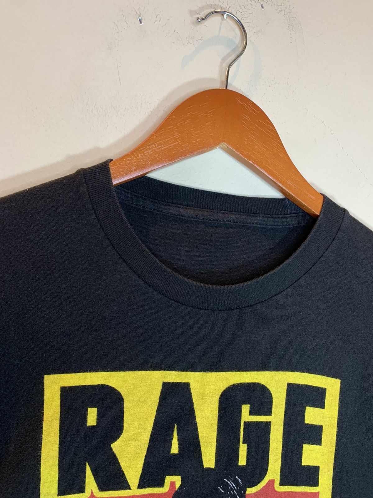 Band Tees RARE Vintage Rage Against The Machine Evil Empire Euro Shirt Size US L / EU 52-54 / 3 - 4 Thumbnail