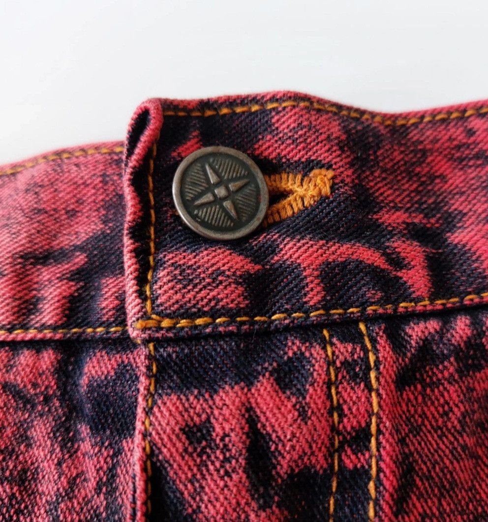 Bugle Boy Bugle Boy red acid wash shorts Size 28" / US 6 / IT 42 - 7 Thumbnail