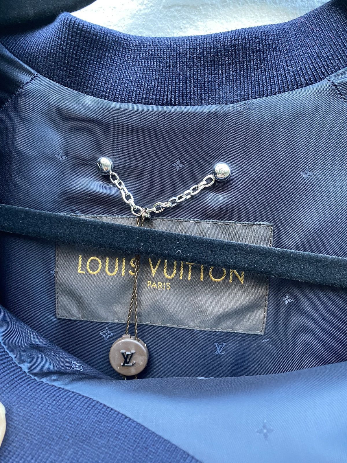 Louis Vuitton Satin style Jumper Size US L / EU 52-54 / 3 - 7 Thumbnail