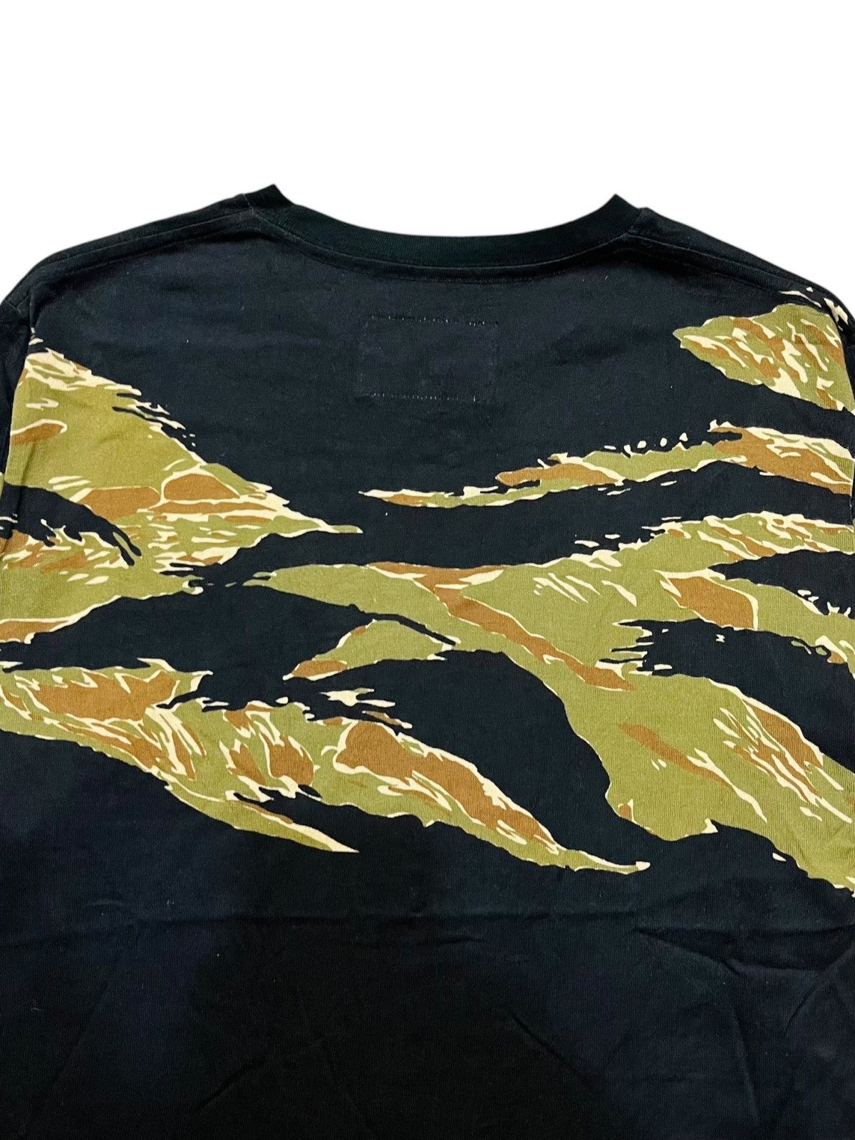 20471120 2000s Whiz Limited - Tiger Camo Longsleeve Size US M / EU 48-50 / 2 - 8 Thumbnail