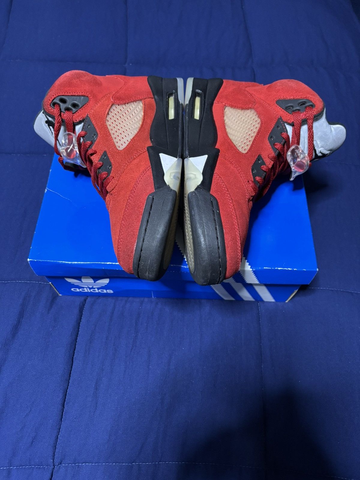 Jordan Brand Jordan 5 Retro Raging Bull 2021 Size 9 Size US 9 / EU 42 - 4 Thumbnail