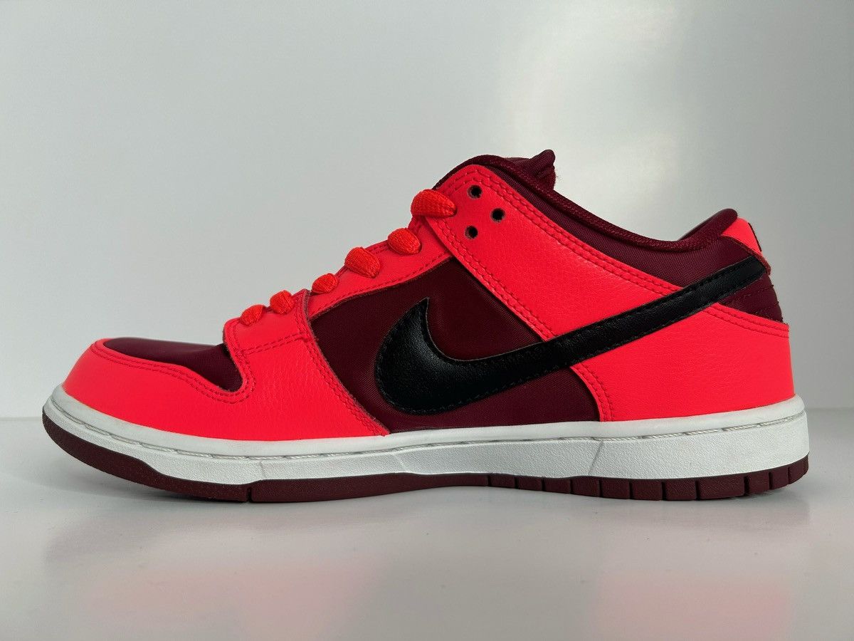 Nike SB Nike Sb Dunk Low Laser Crimson Size US 8.5 / EU 41-42 - 7 Thumbnail