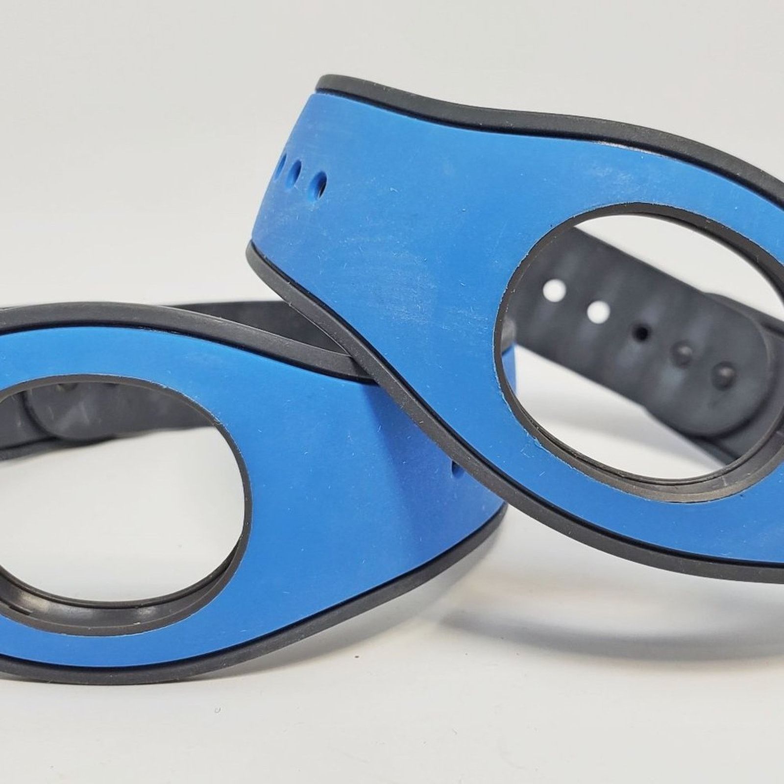 Disney Disney Blue Pair of MagicBands Great for Couples Size ONE SIZE - 2 Thumbnail
