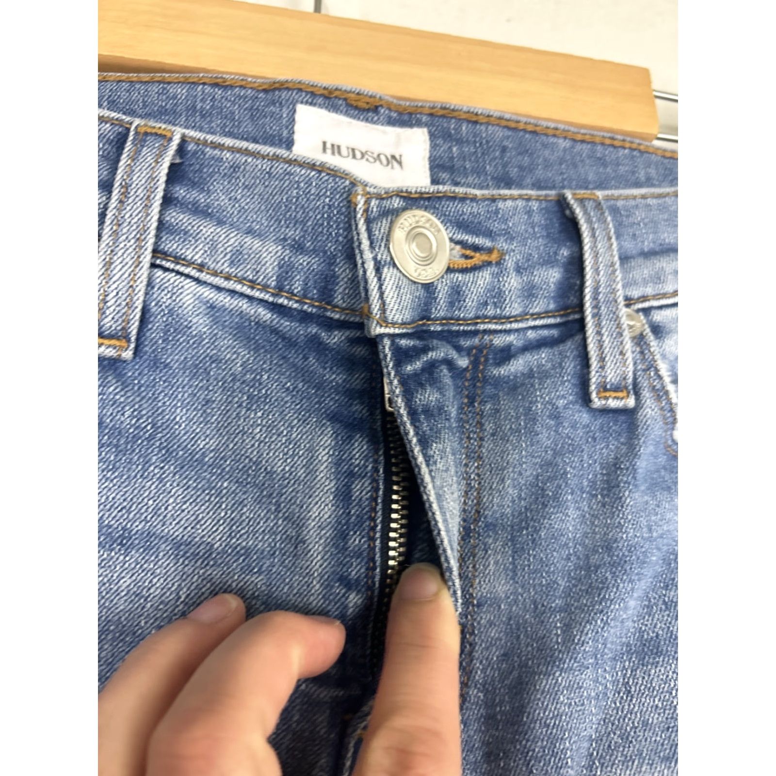 Hudson Hudson Krista Ankle Super Skinny Jeans Women 26 Blue Distressed Zipper 30x29 Size 26" / US 2 / IT 38 - 6 Thumbnail