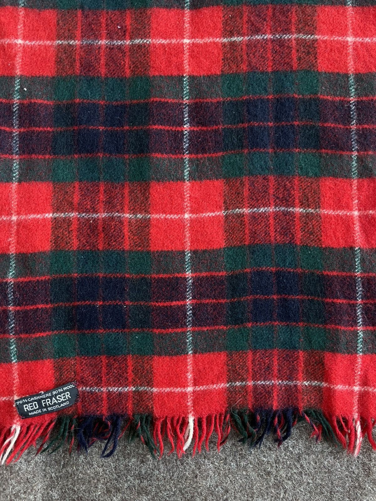 Vintage Red Fraser Cashmer & Wool Scarf Size ONE SIZE - 3 Thumbnail