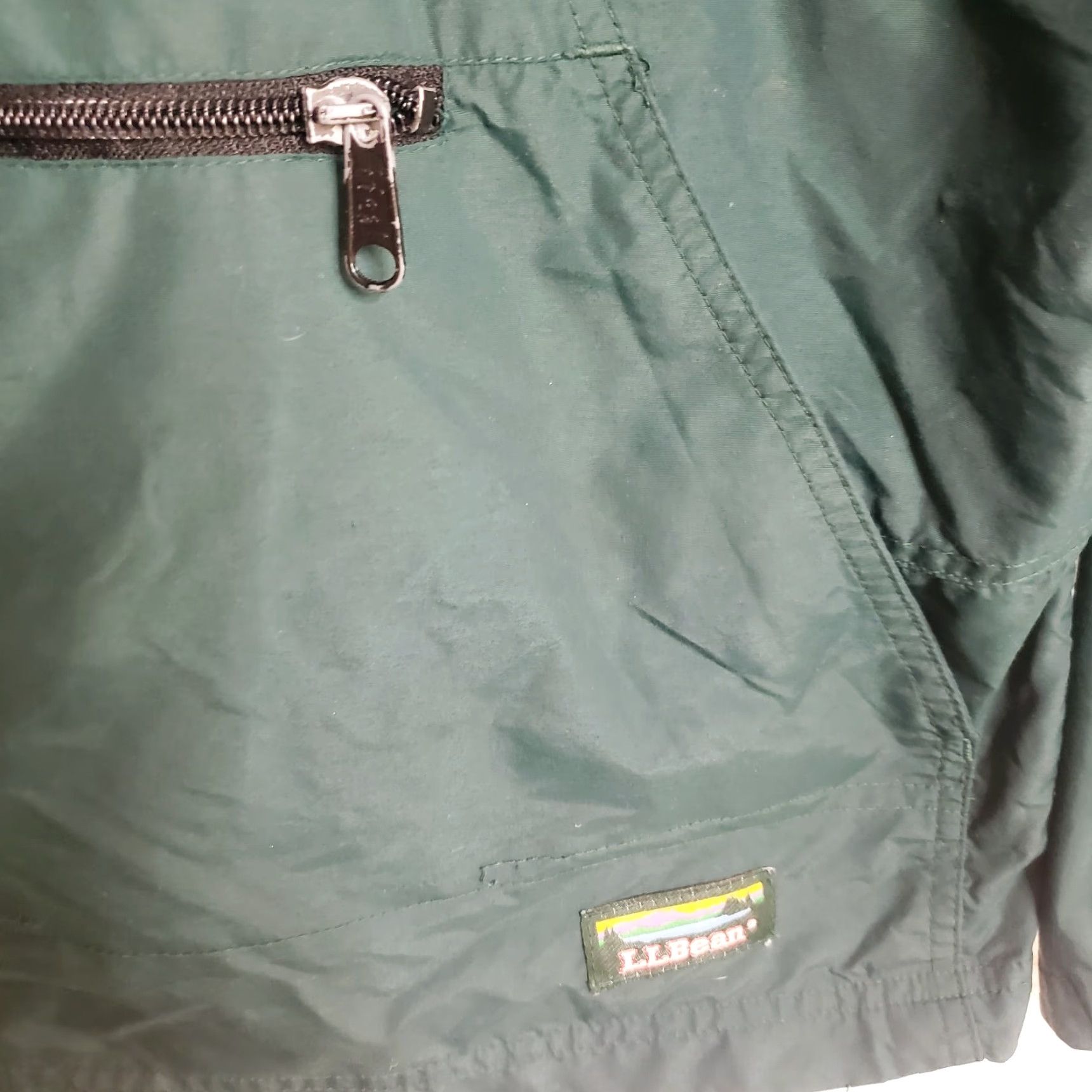 Vintage L.L. Bean Anorak Windbreaker Rain Coat Jacket Women's L Green Lightweight Packable USA 90s Outdoor Zip Logo Windbreaker Mens Womens Girls Boys Size L / US 10 / IT 46 - 4 Thumbnail