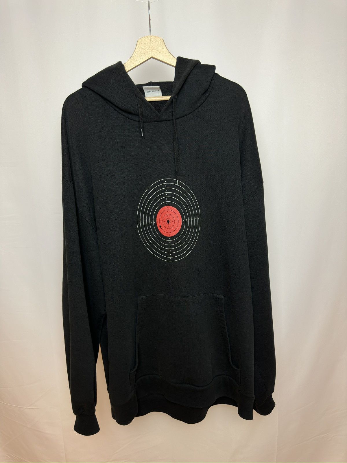 Vetements Vetements target hoodie Size US L / EU 52-54 / 3 - 1 Thumbnail