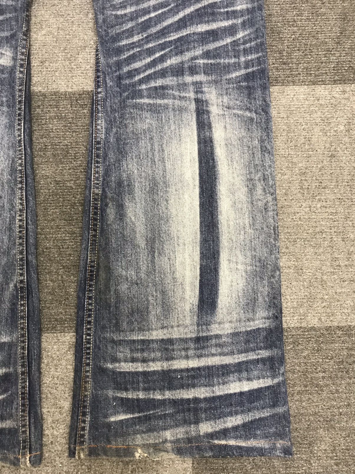 Japanese Brand 💥FLARE💥INSANE Root Three RARE FADES FLARE DENIM F446 Size US 36 / EU 52 - 16 Thumbnail