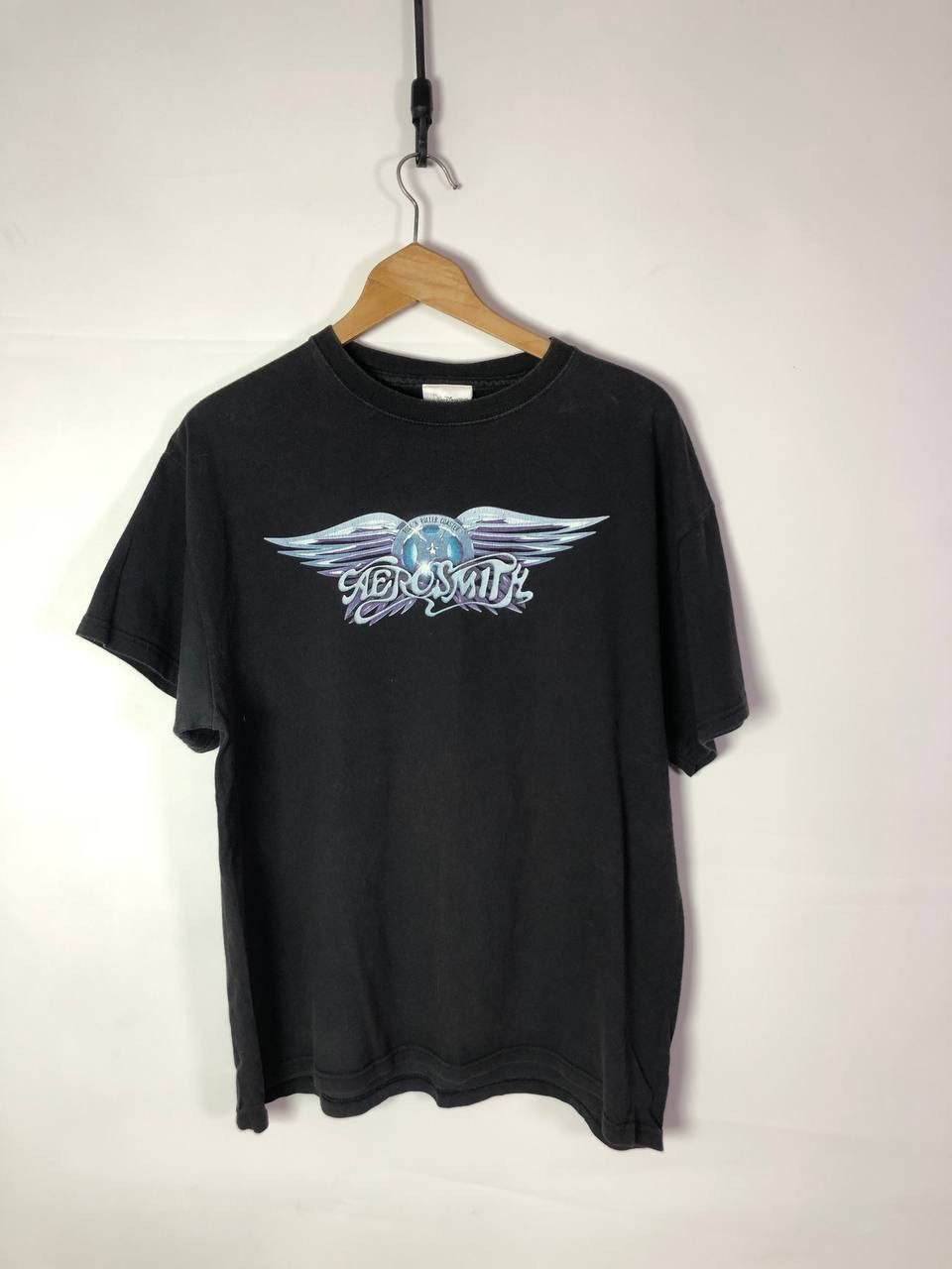Disney Vintage Walt Disney World Aerosmith Rock 'n' Roller L Shirt Size US L / EU 52-54 / 3 - 1 Thumbnail