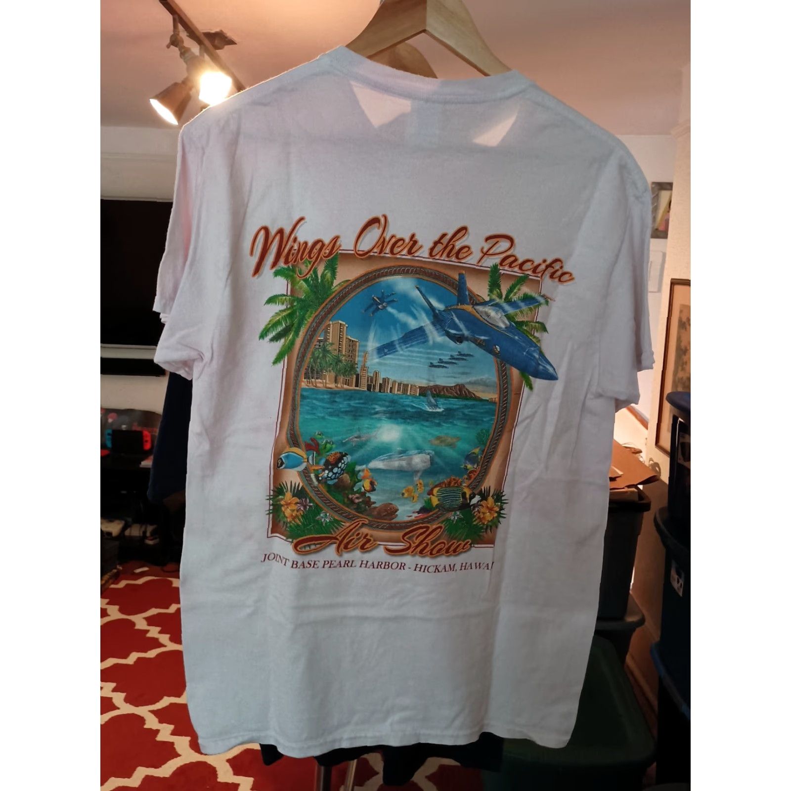Gildan VINTAGE Airplane Wings Over Pacific Air Show Hawaii Pearl Harbor Tee M White Jets Mens T-Shirt Size US M / EU 48-50 / 2 - 4 Thumbnail