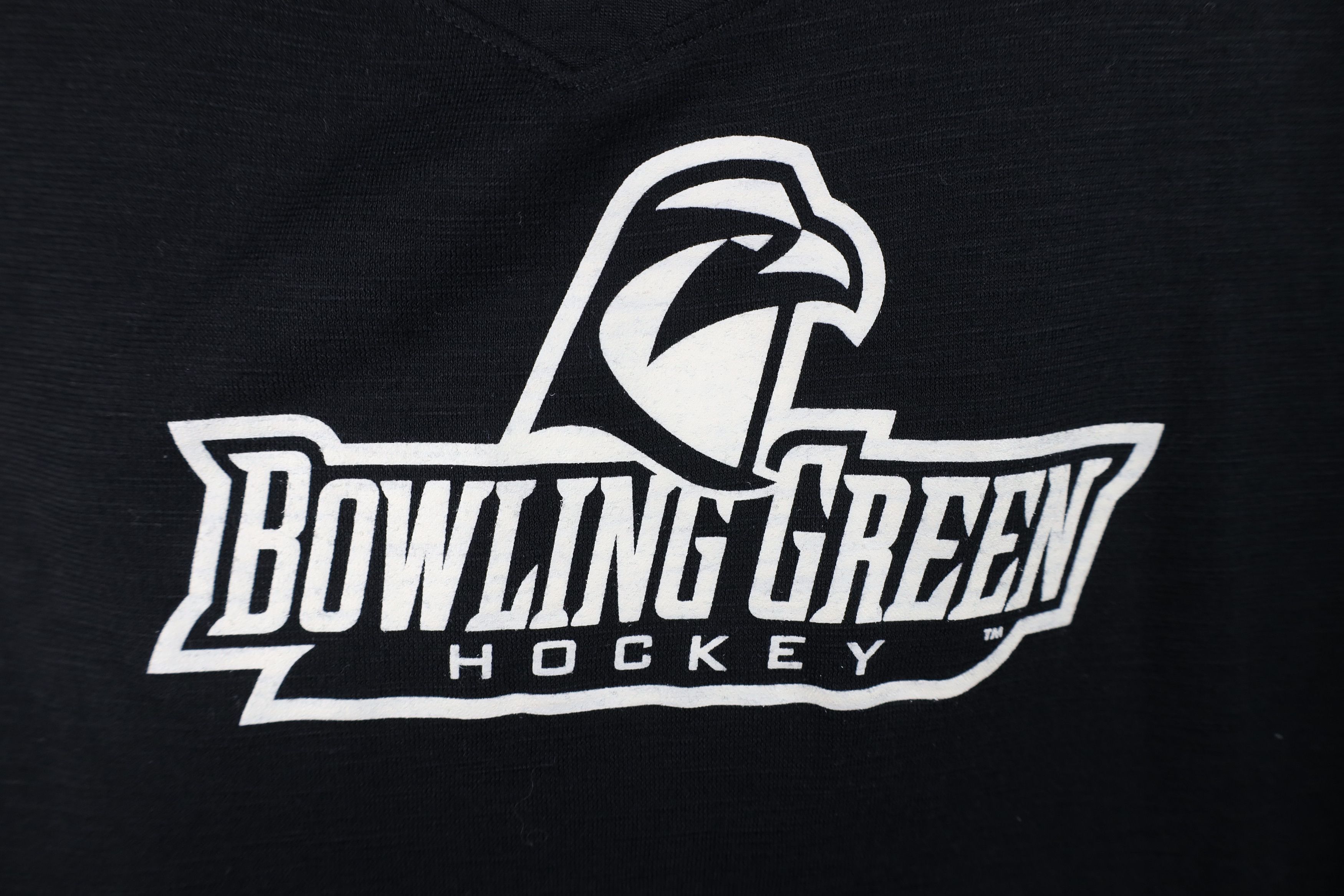 Nike × Vintage Nike Bowling Green State University Hockey Knit T-Shirt Size US XL / EU 56 / 4 - 4 Thumbnail