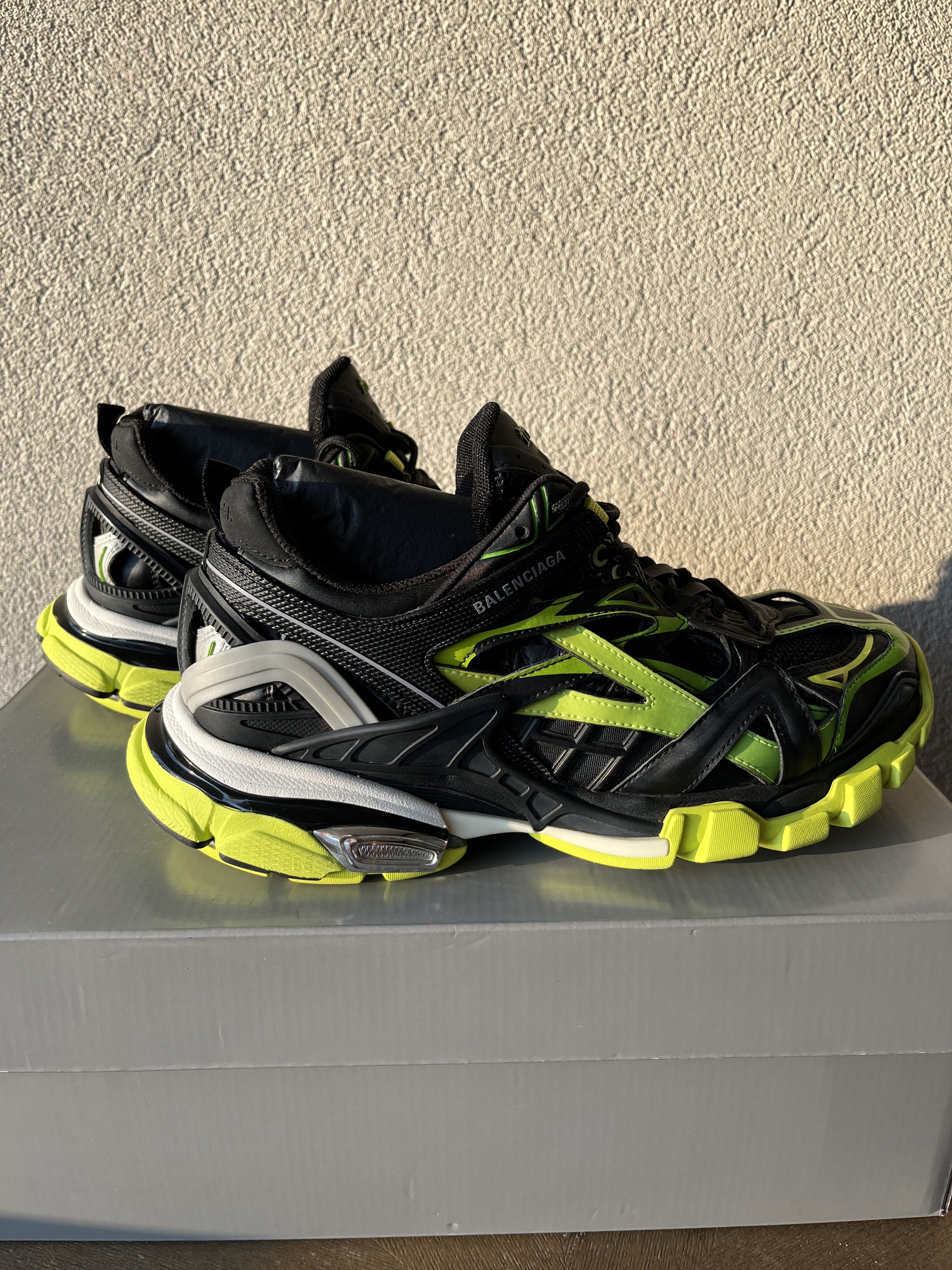 Balenciaga Balenciaga Track 2 Black Green Size US 8.5 / EU 41-42 - 1 Thumbnail